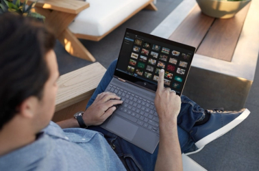 Pantalla táctil: ¿sí o no? Pros y contras según el uso del portátil