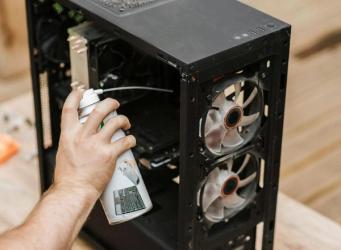 Errores al limpiar tu PC: cómo evitarlos para proteger tu ordenador