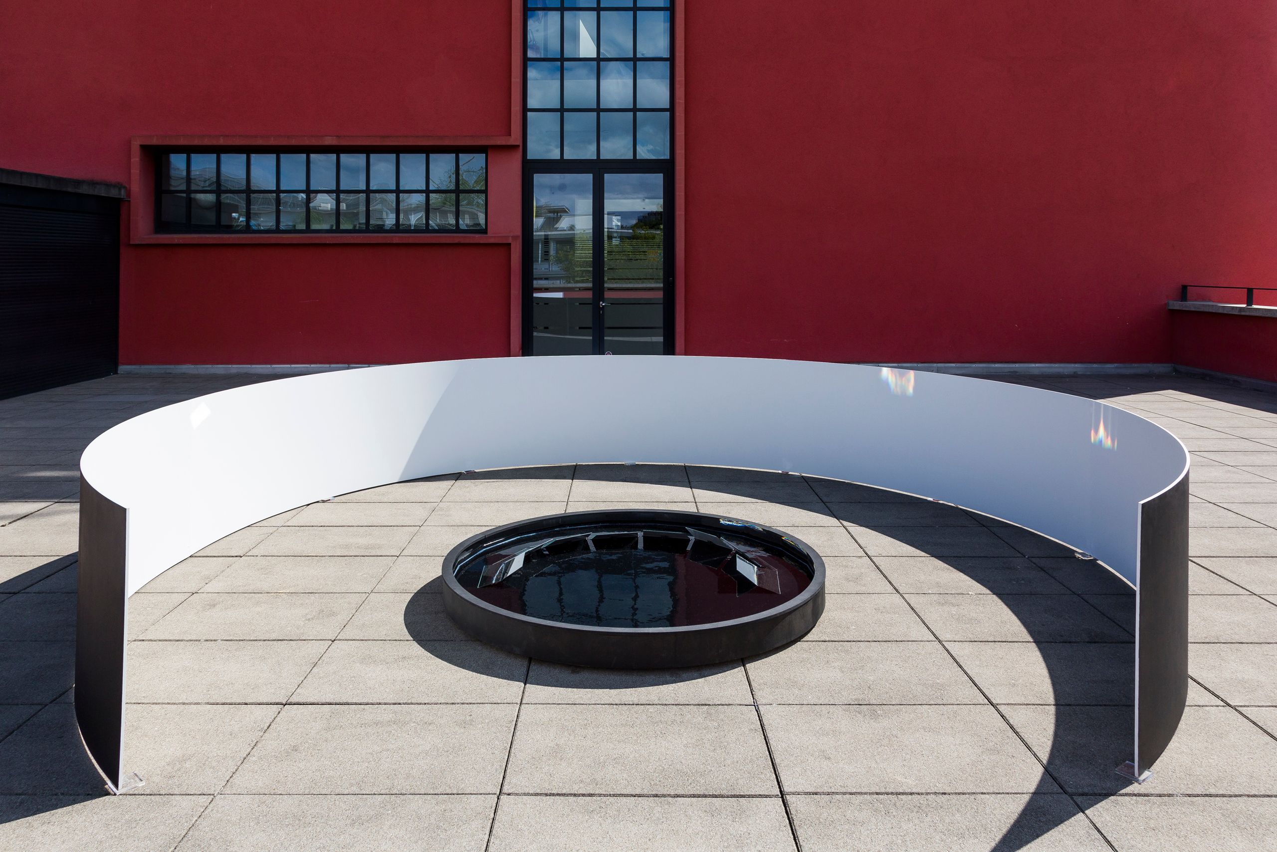 Projet de diplôme master design espace et communication rachel hoffmann, trois dispositifs circulaires autour de la question de la perception et du point de vue, jeu de lumière