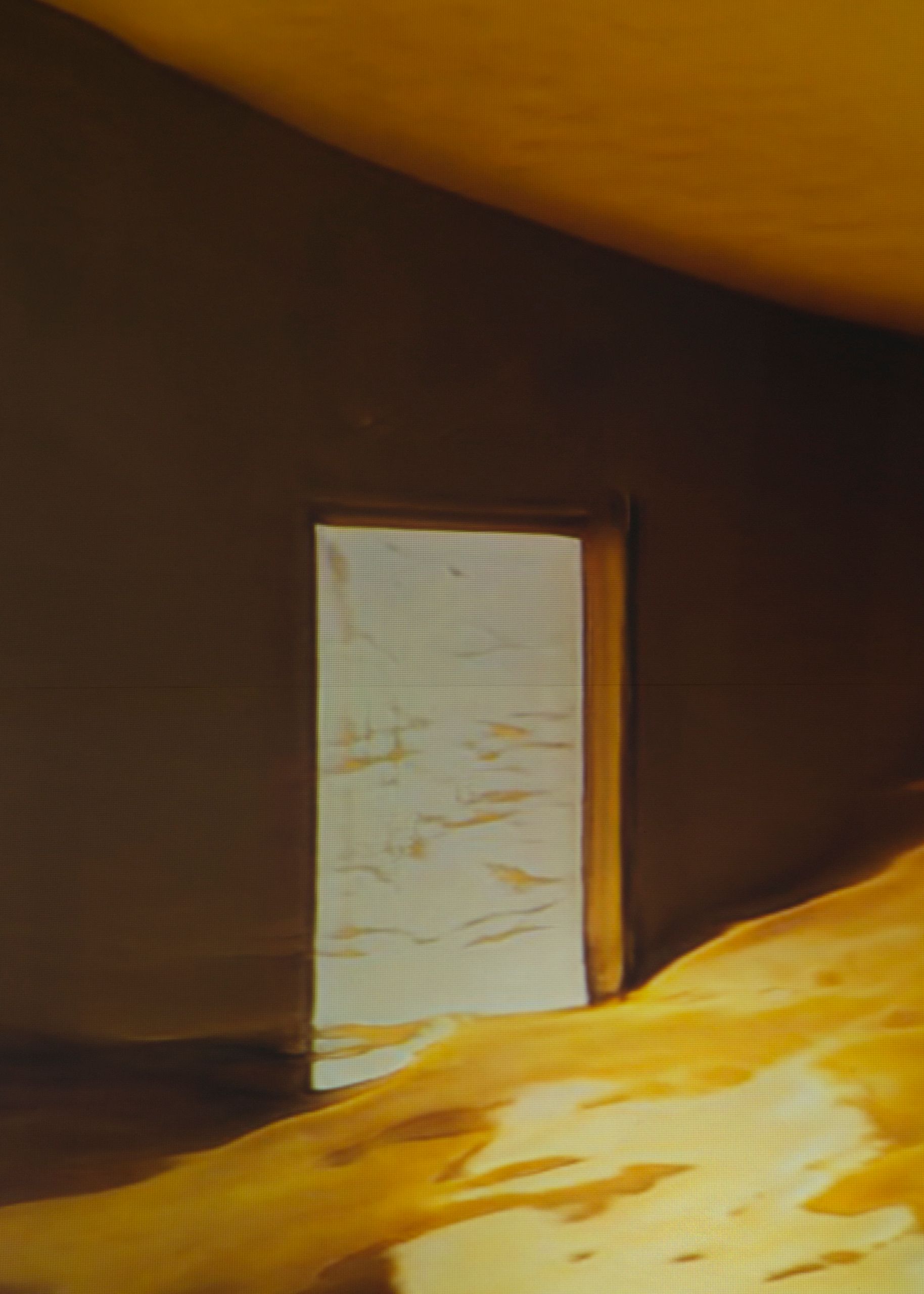 Projet de diplôme master design espace et communication thomas cerato, Grand panneau de bois formant une scénographie sur lesquels sont projetés des vidéos de pièce vide en morphing avec un désert de sable.