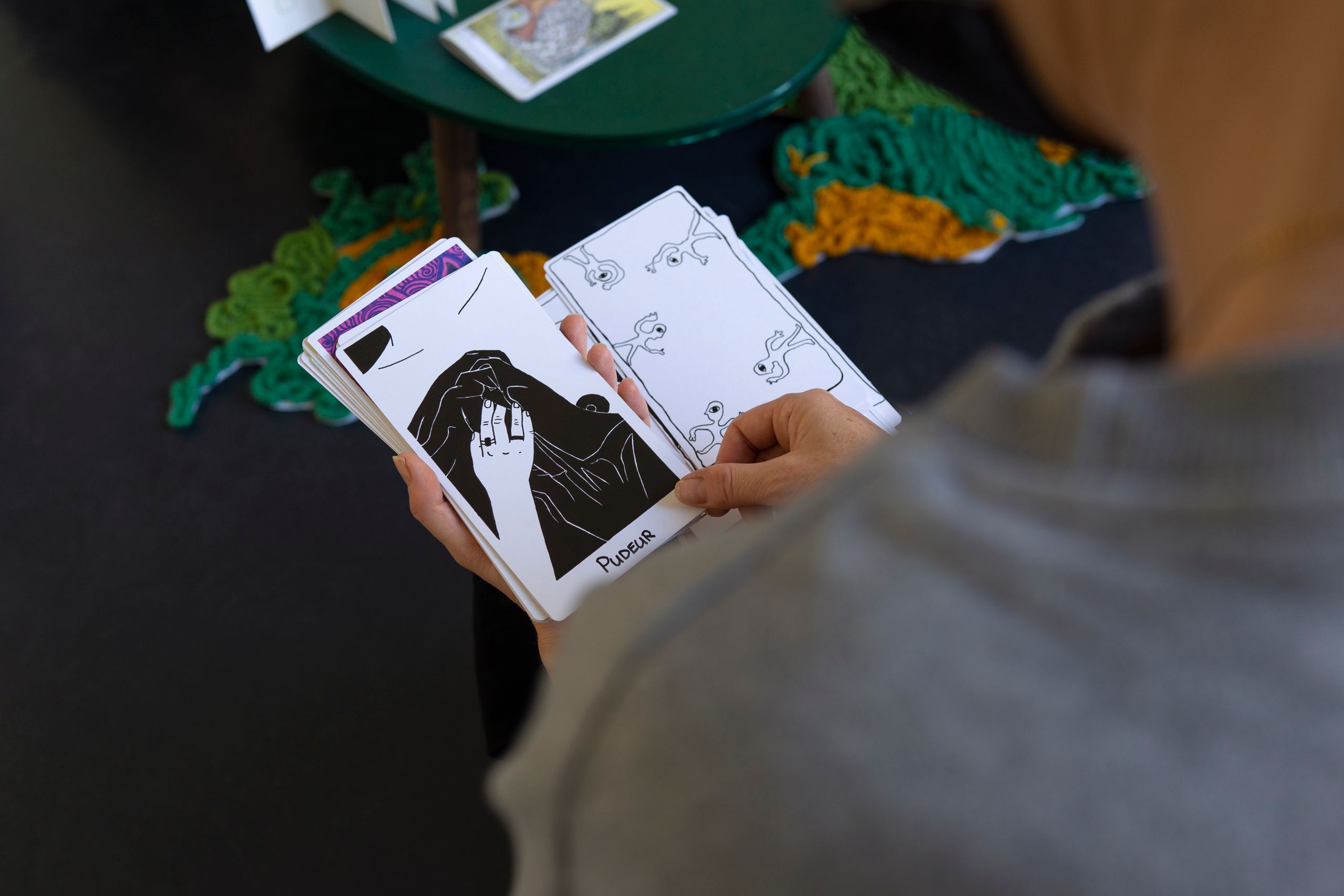 Projet de diplôme master arts visuels option trans oryana nurock, cartes comme outils de communication dans un groupe afin de débloquer des situations.
