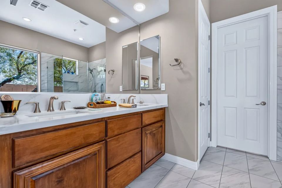 Project photograph published on the P. J. Hussey Construction website