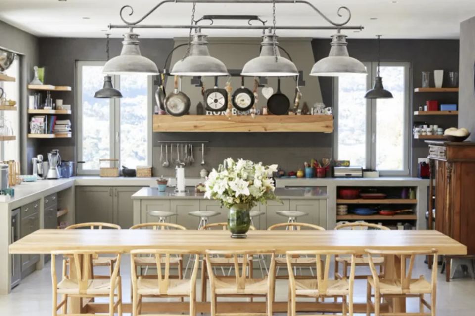 Project photograph published on the ABA Home Remodeling LLC website
