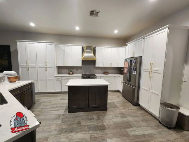 Project photograph published on the Bulldog Kitchen & Bath Remodel website