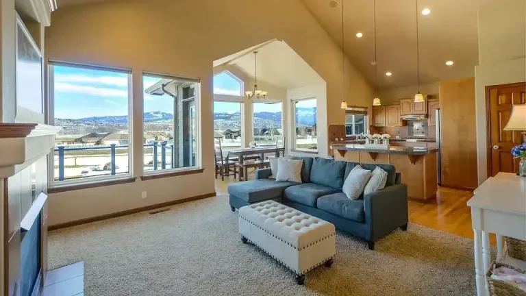 East Valley Remodeling - Living Room