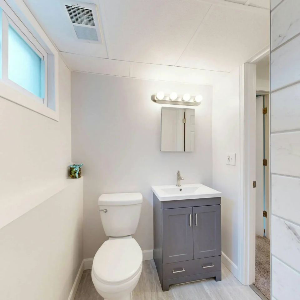 Project photograph published on the Green Group Remodeling Inc. website