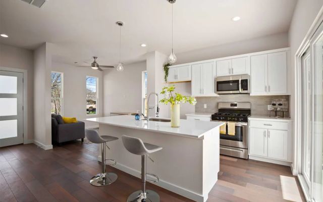 Project photograph published on the Renaissance Contracting, LLC website