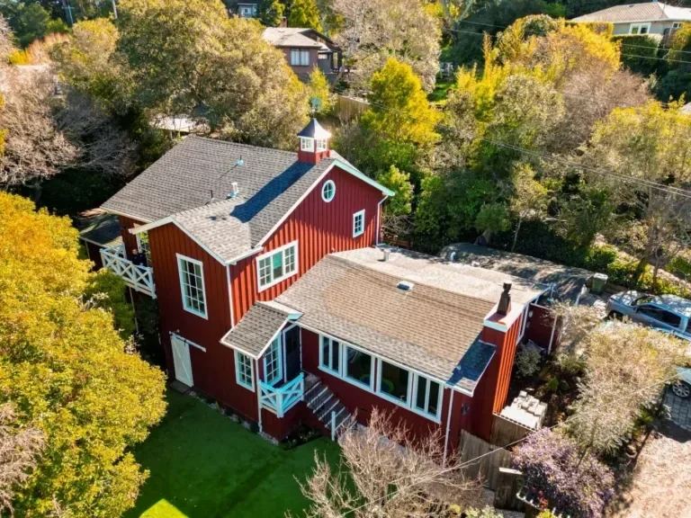 House renovation contractor transforming San Francisco home interior spaces