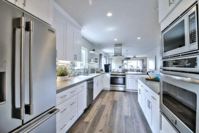 Kitchens & Bathrooms