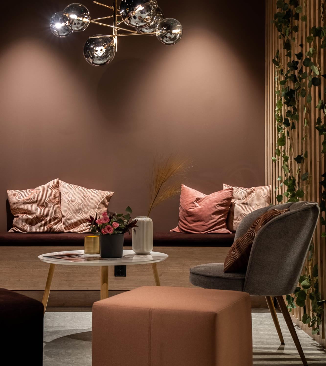 CMedical clinic — lounge