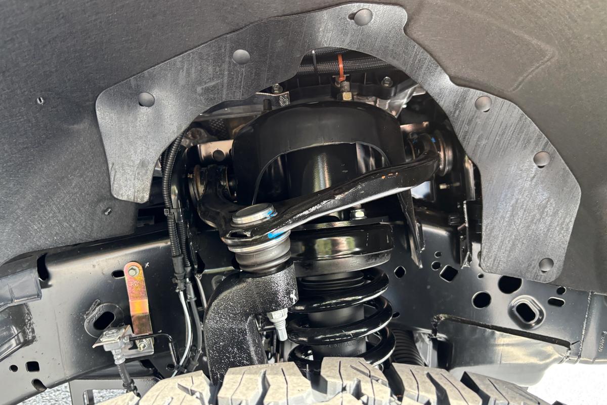 TSport Valor Gallery Image 19