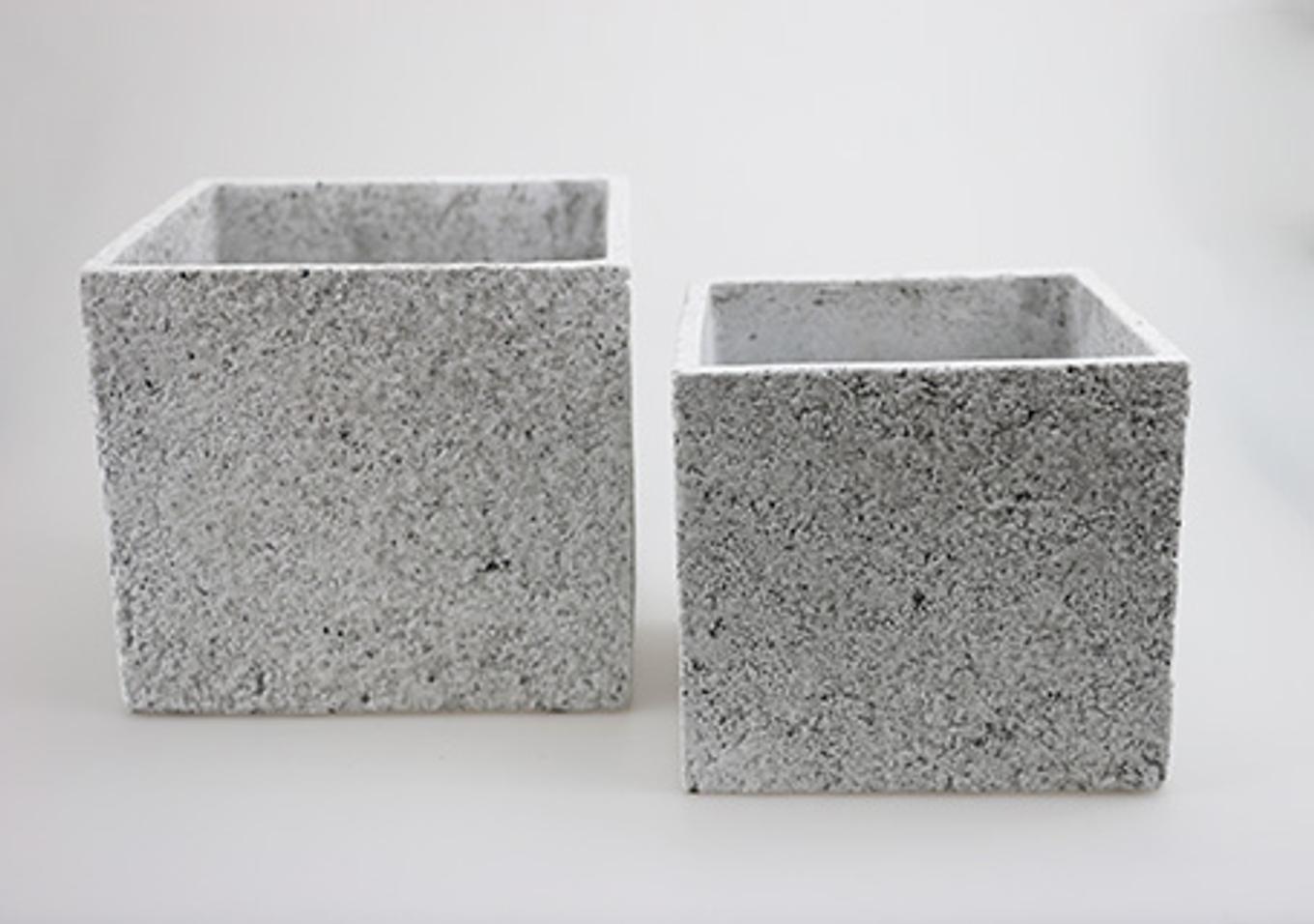 Maceta cubo blanco