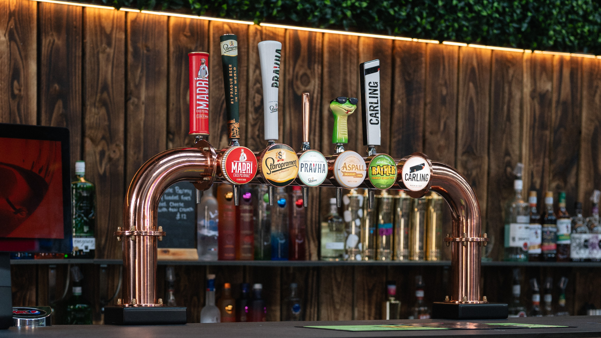 Fusion Cocktail & Sports Bar