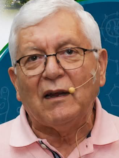 Dr. Roberto Arenas Guzmán
