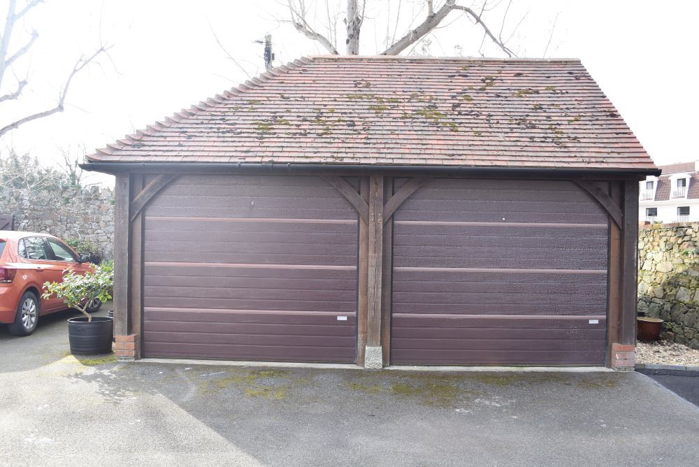 Double Garage