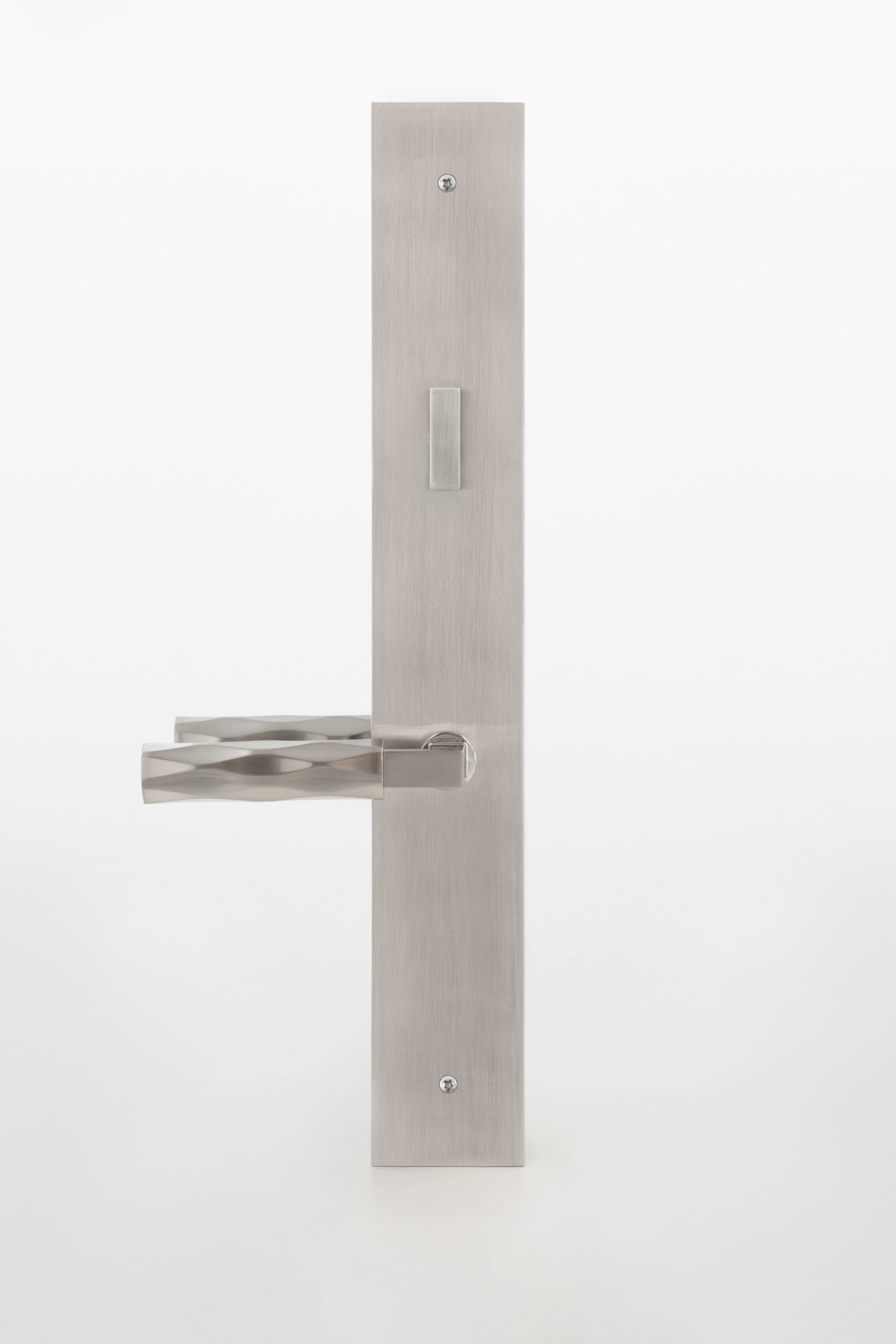 Royal Tall Modern Plate