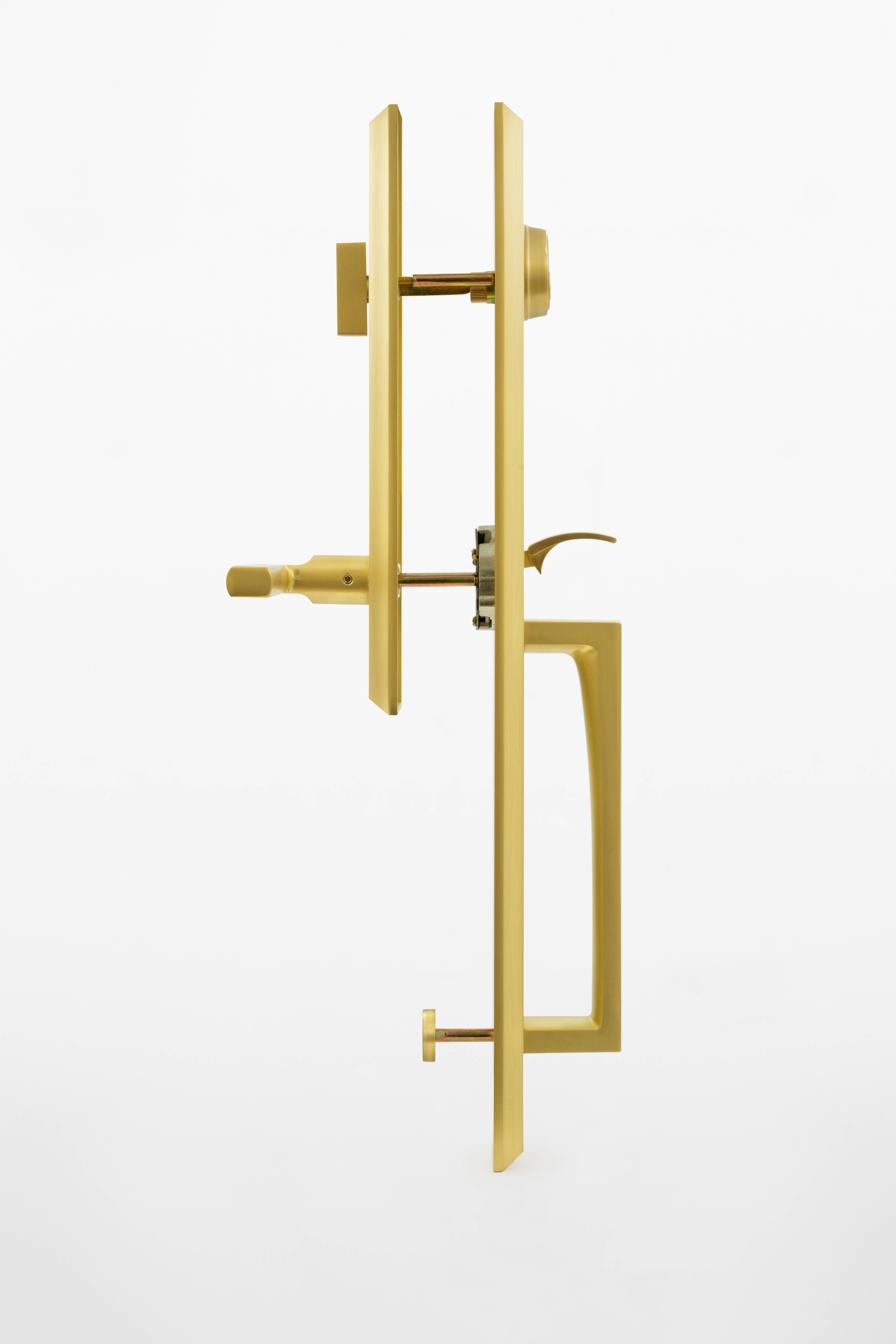 Element Grip Tall Plate