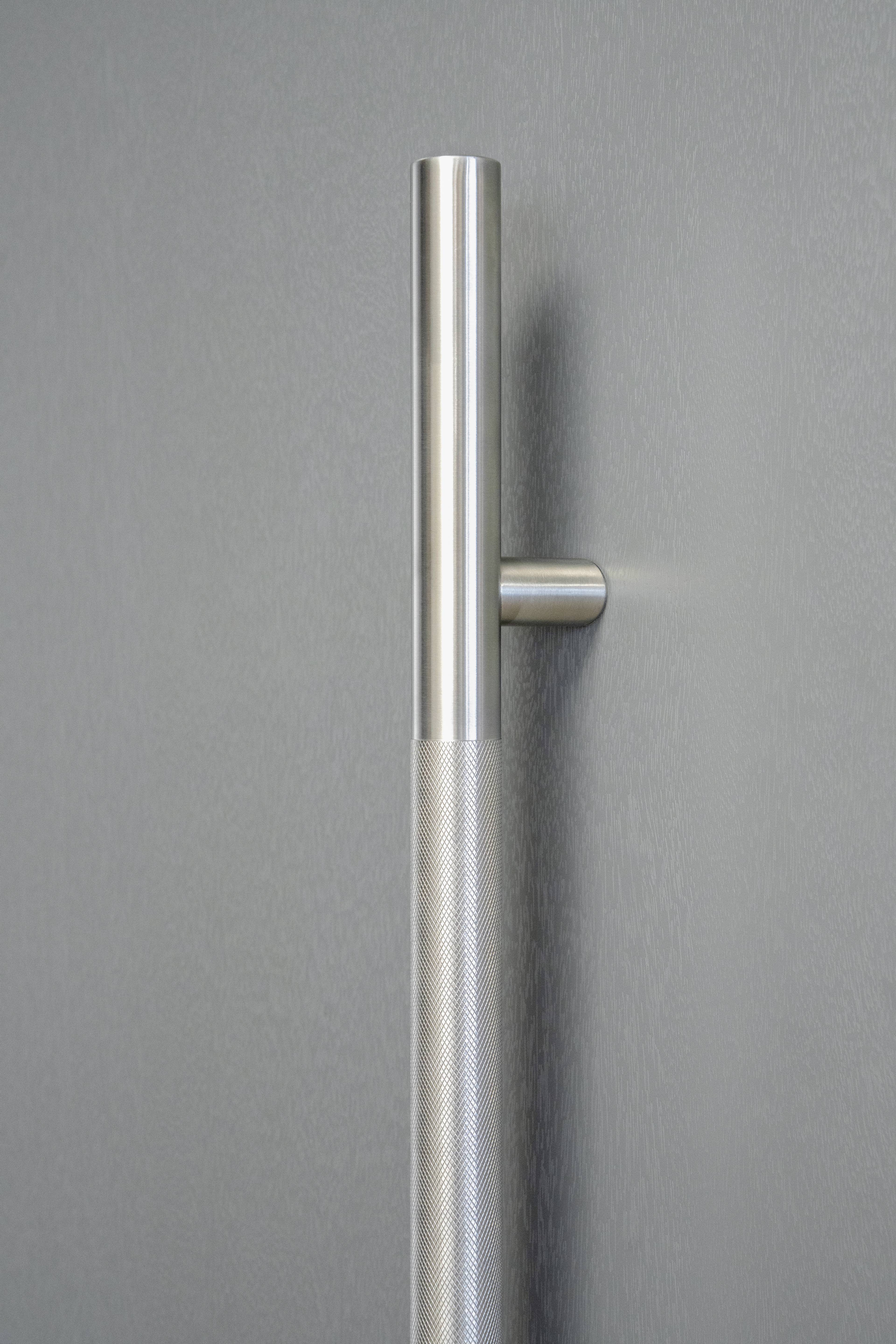 Sterling - Pull Bar