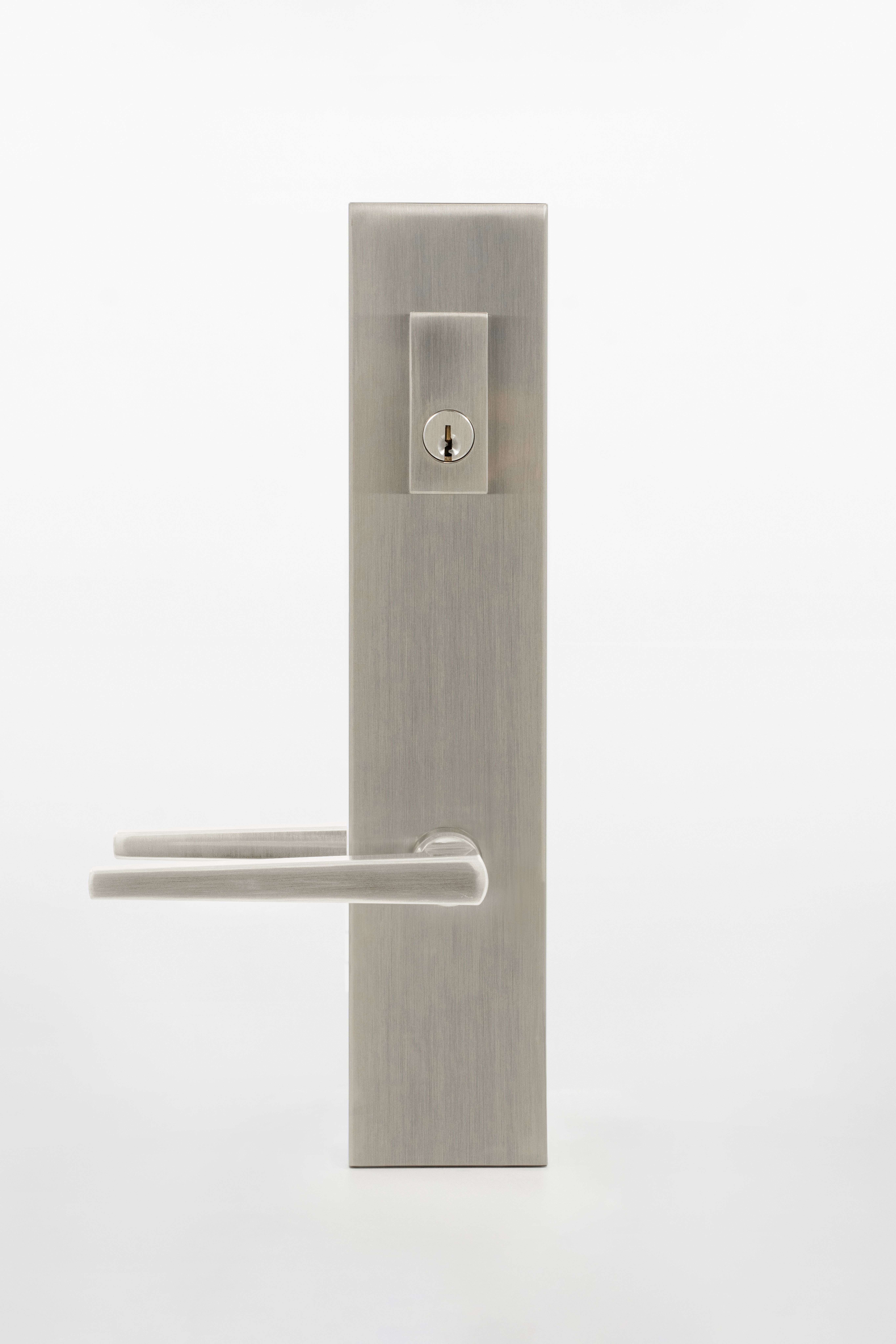 Architect Short Modern Plate