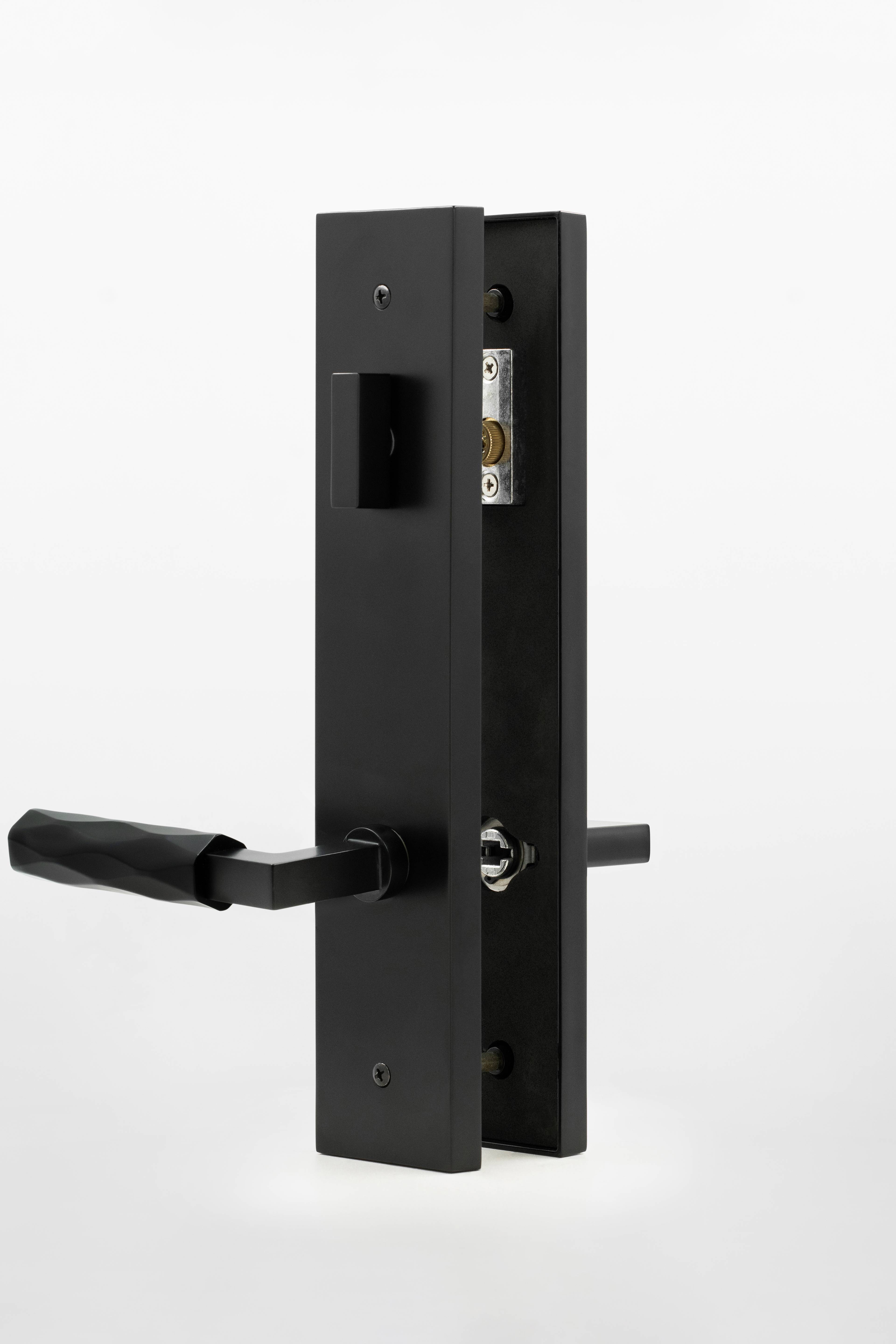 Royal Short Modern Plate