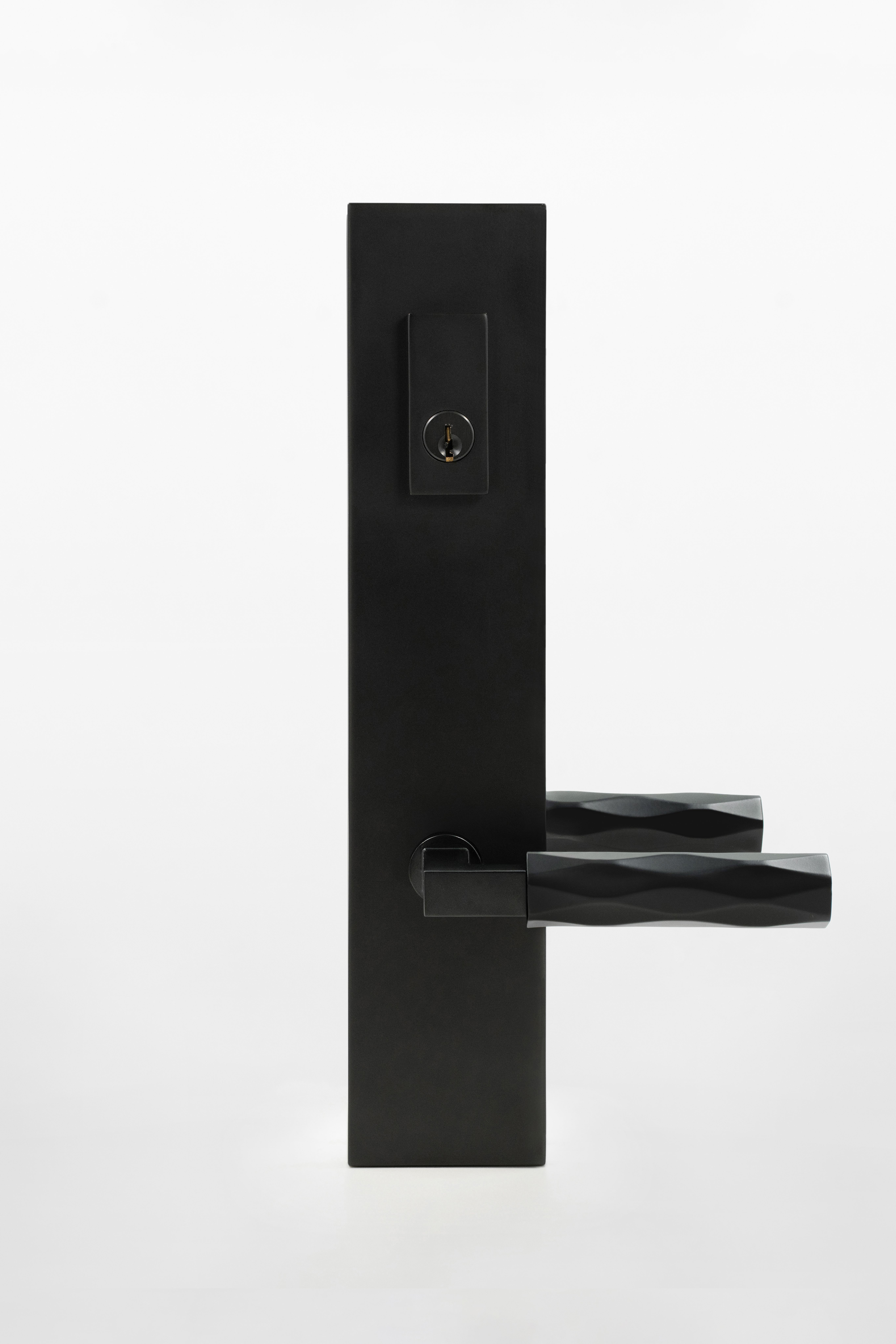 Royal Short Modern Plate