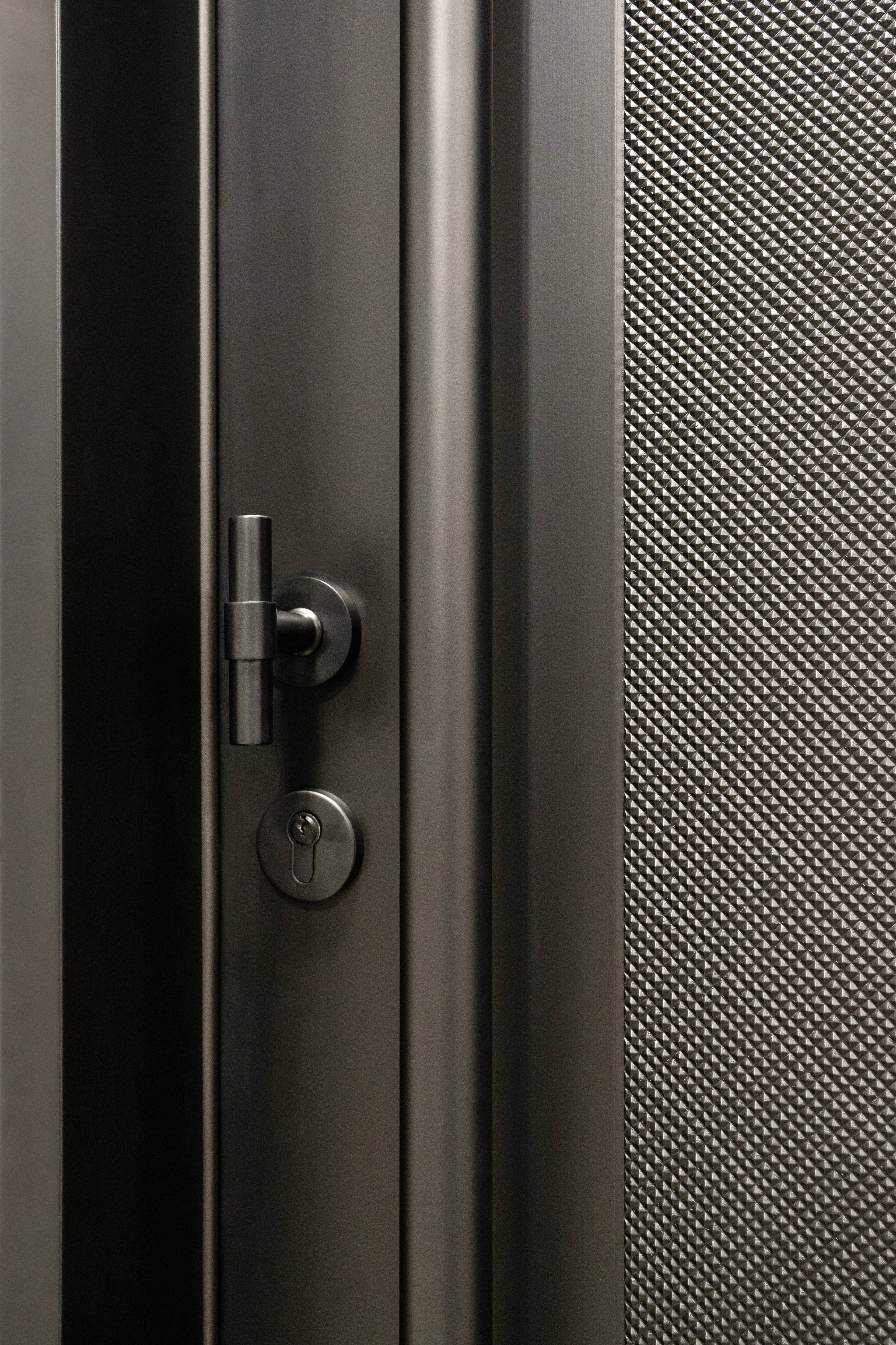 Knurled - Fiberglass Door