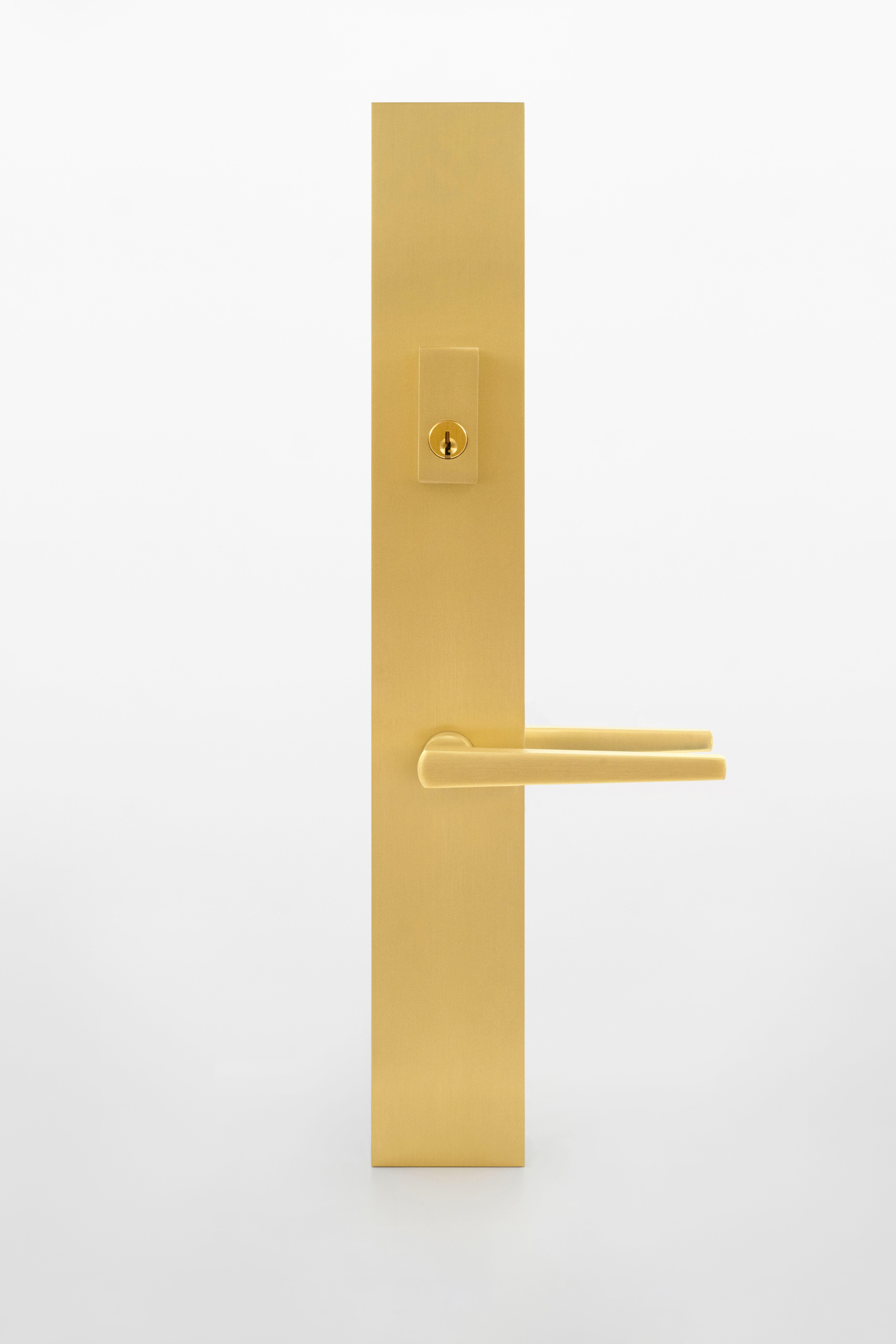 Architect Tall Modern Plate