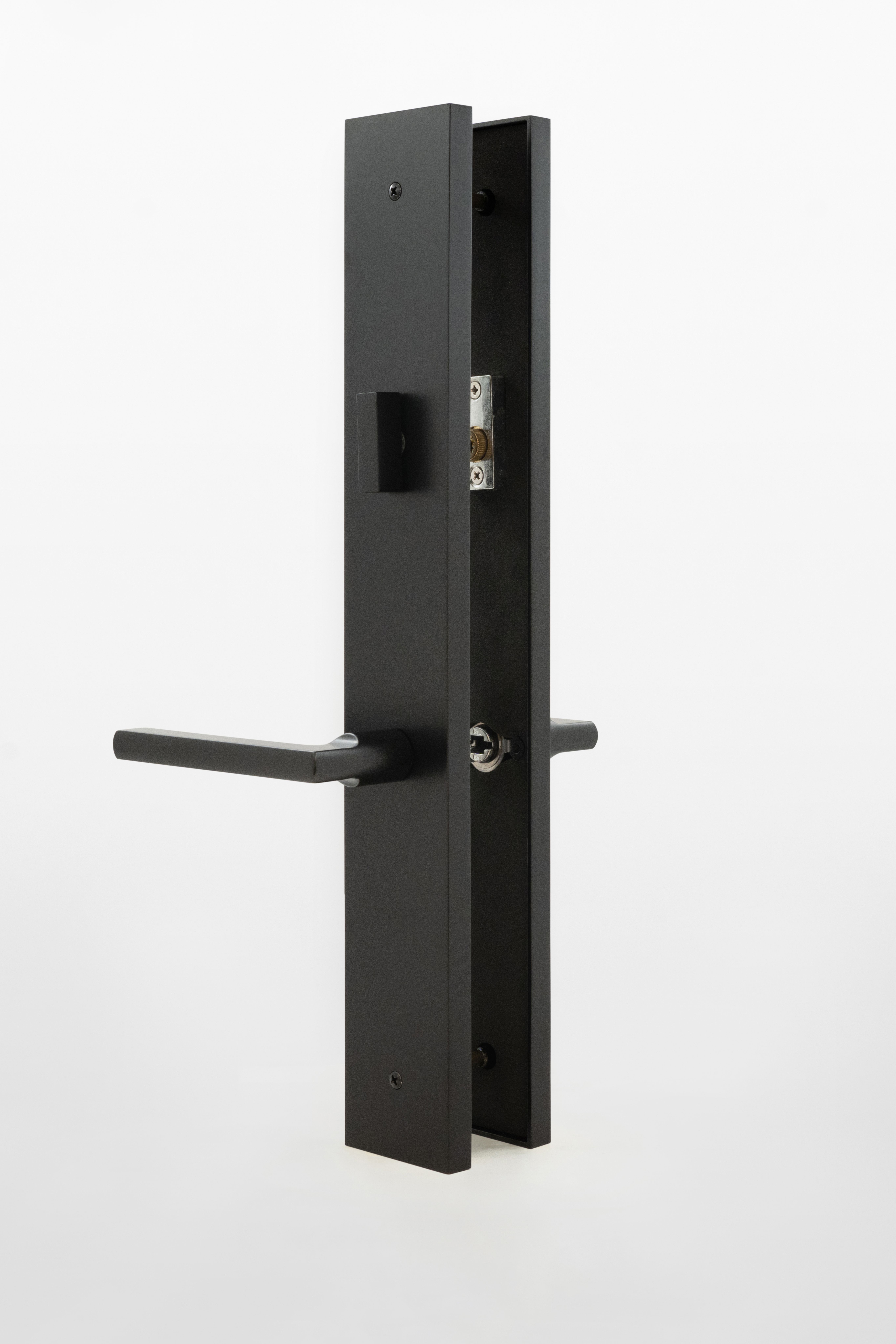 Legacy Tall Modern Plate