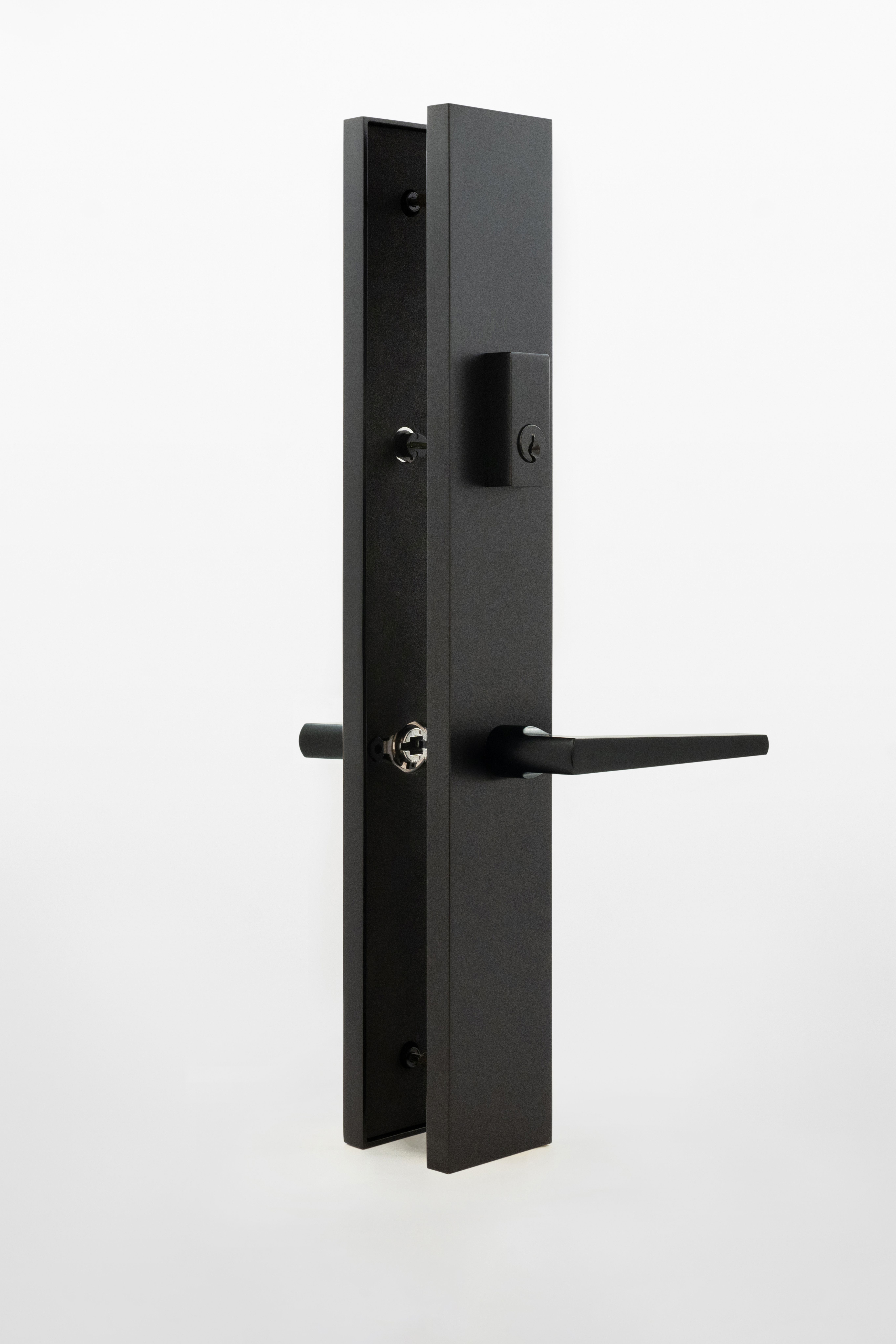 Architect Tall Modern Plate