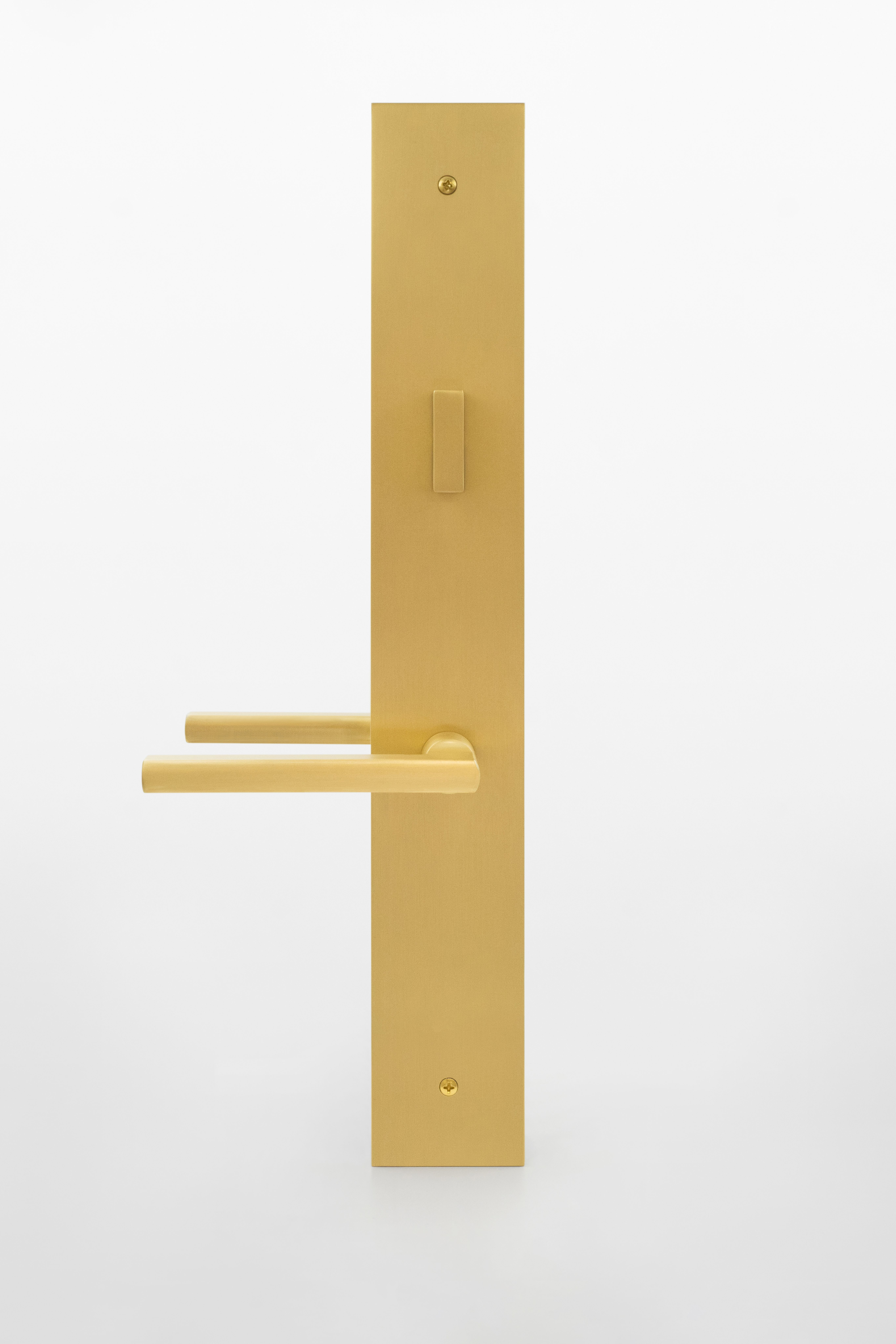 Legacy Tall Modern Plate