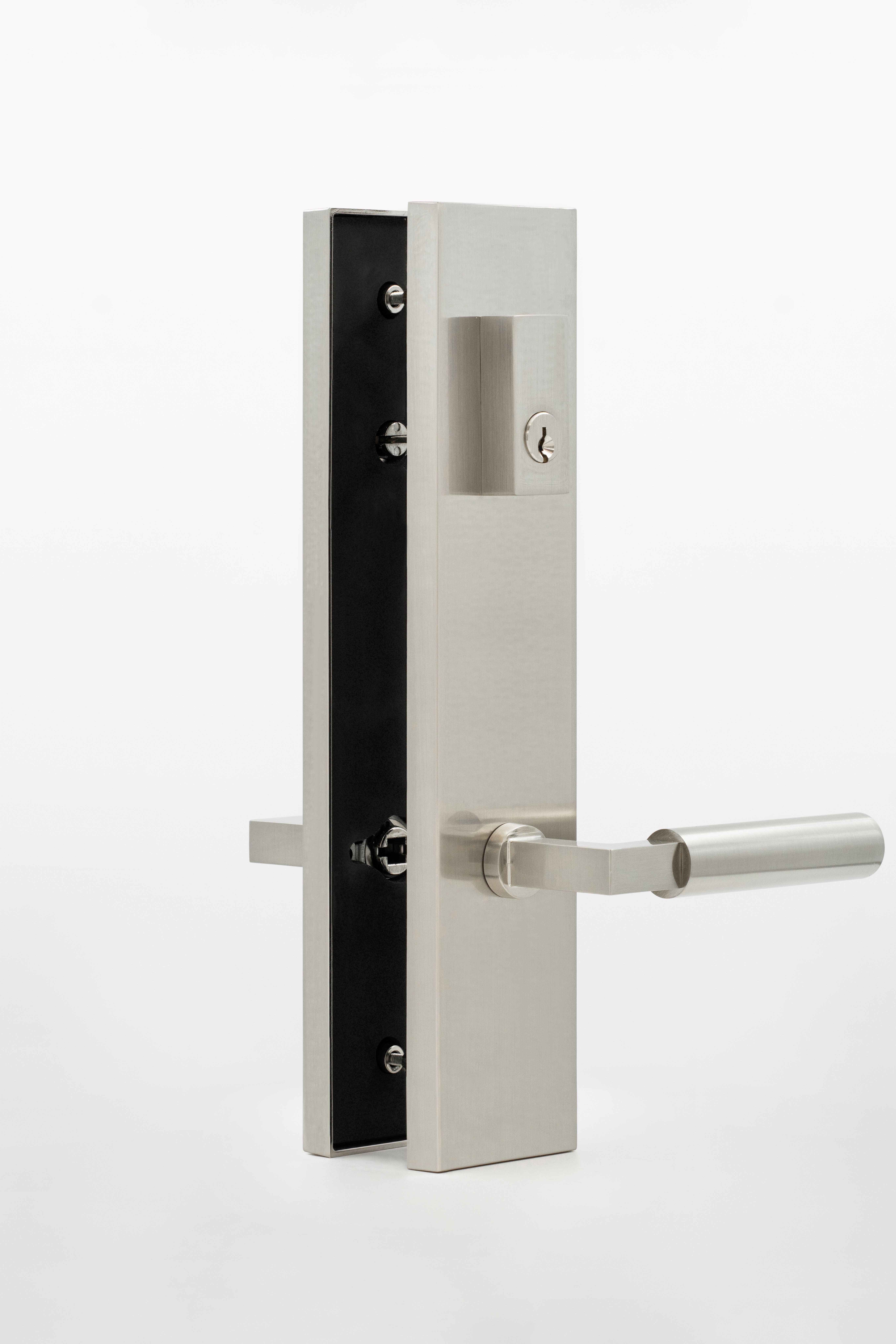 Aviator Short Modern Plate