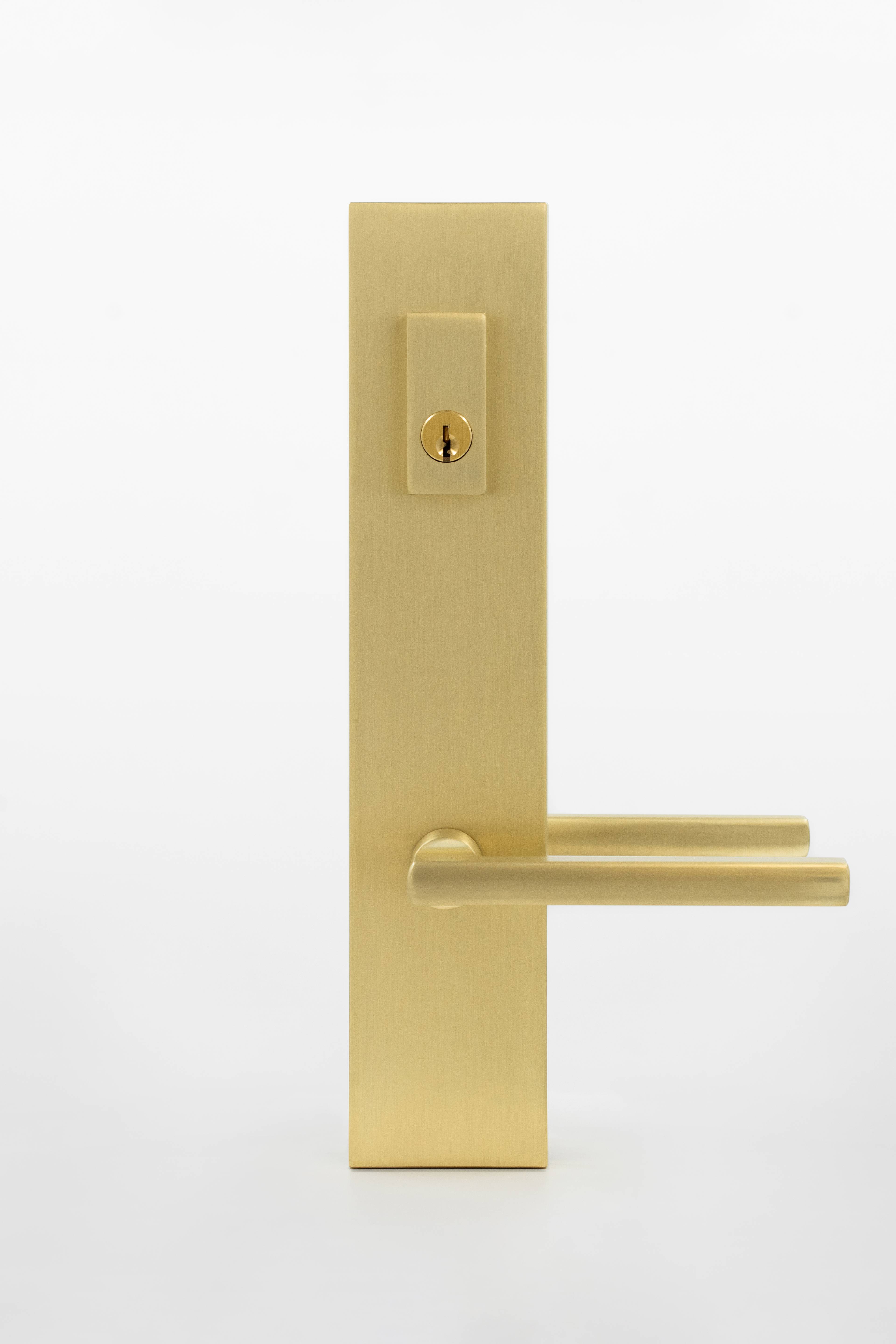 Legacy Short Modern Plate