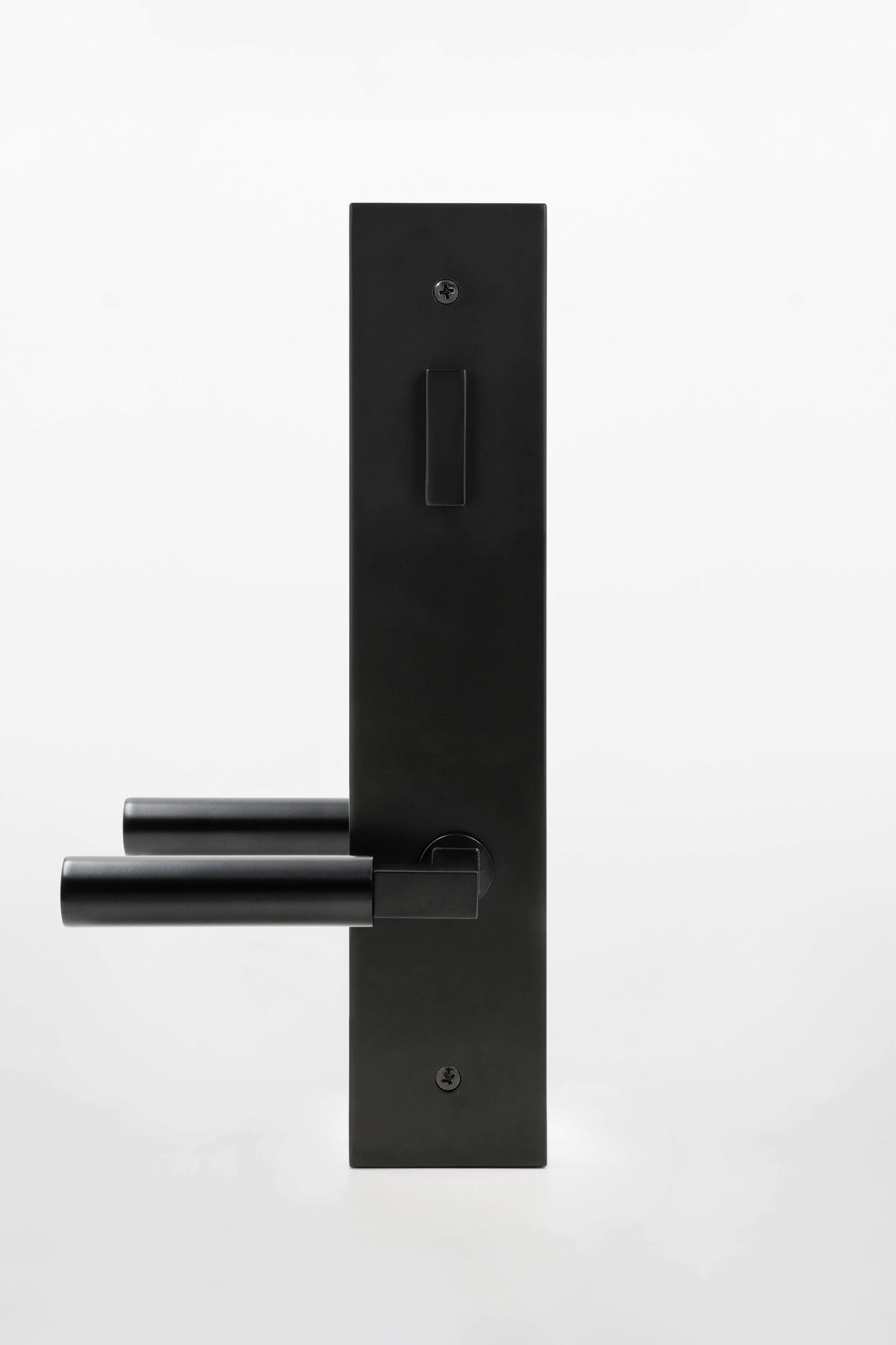 Aviator Short Modern Plate