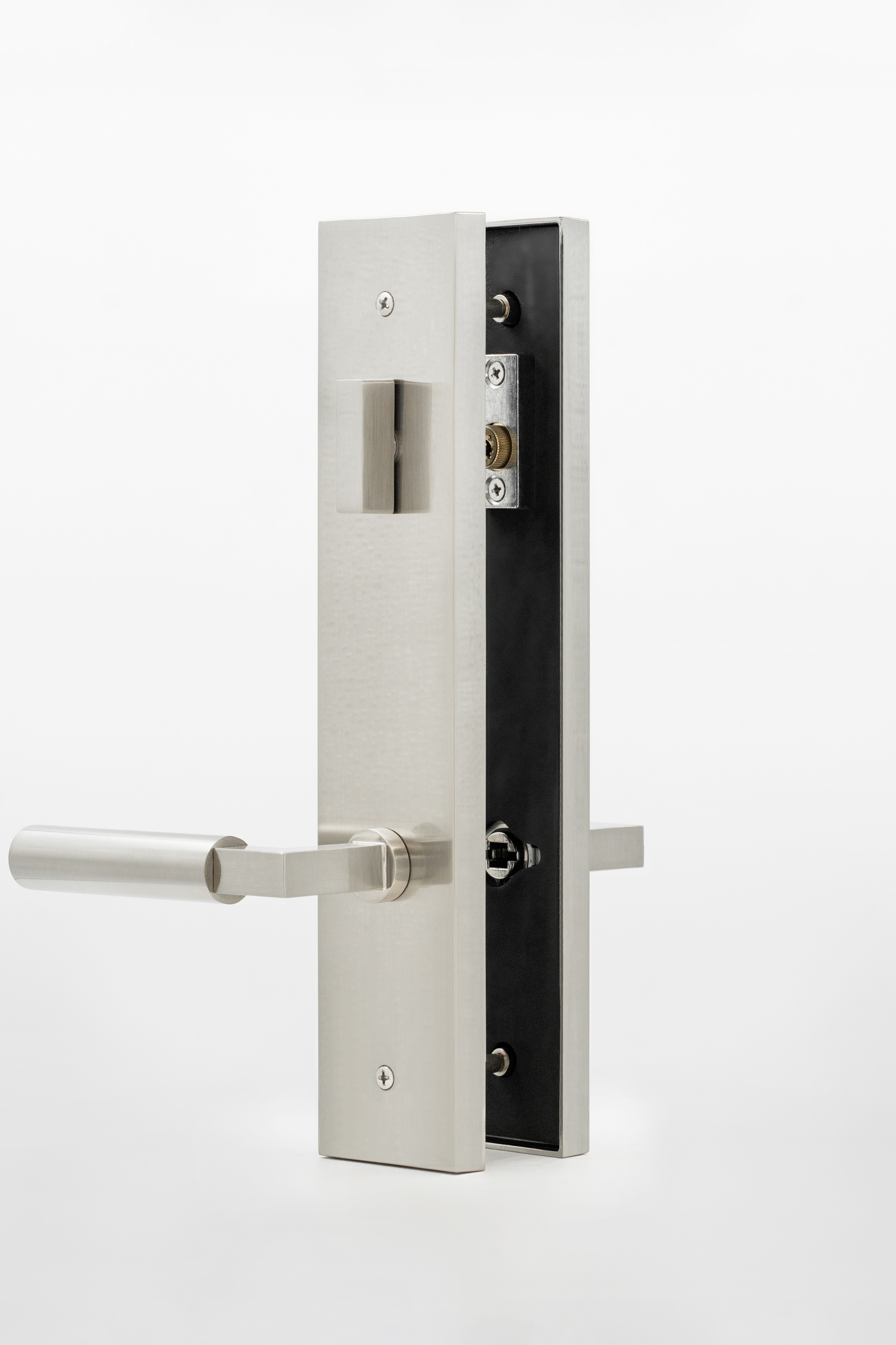 Aviator Short Modern Plate