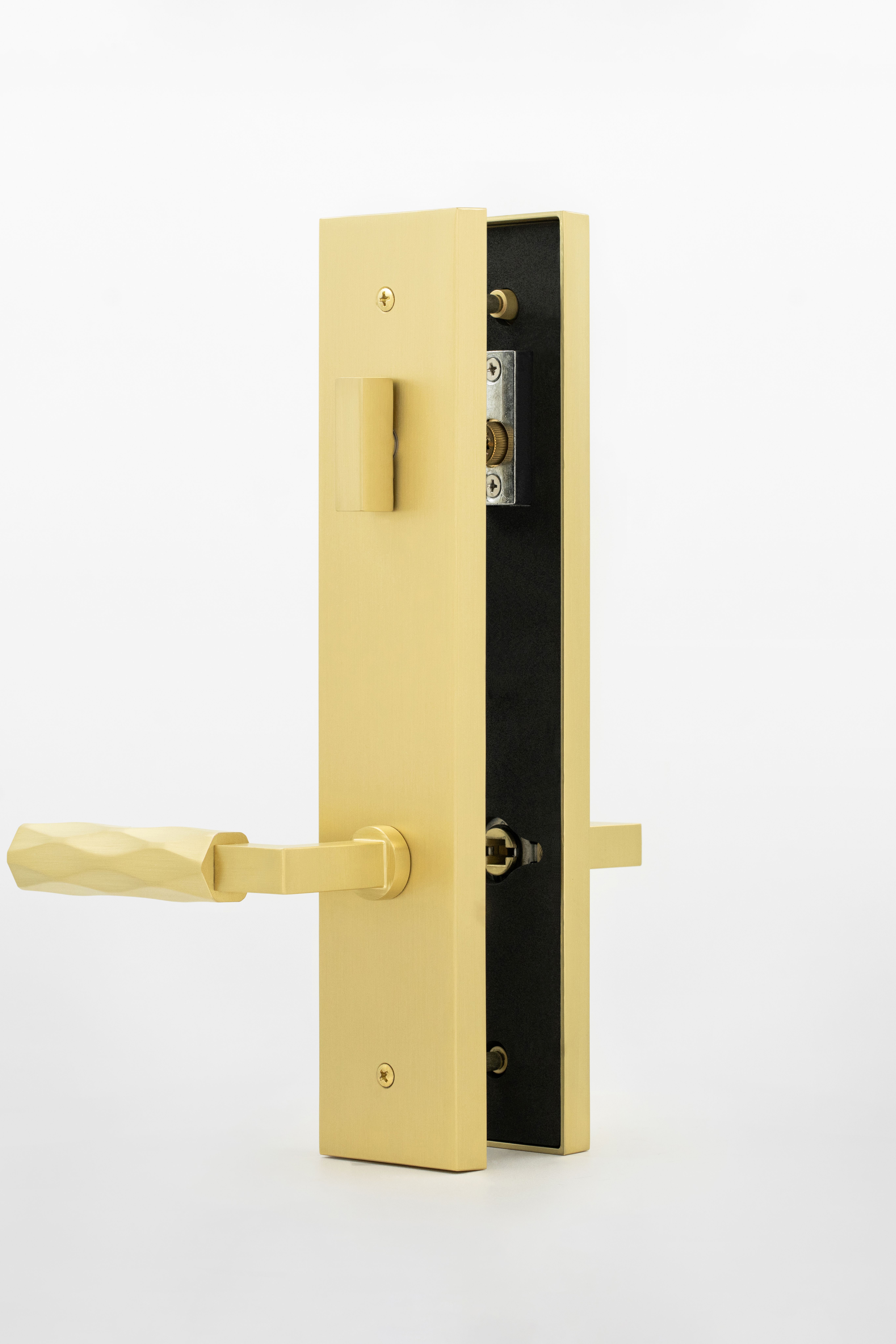 Royal Short Modern Plate