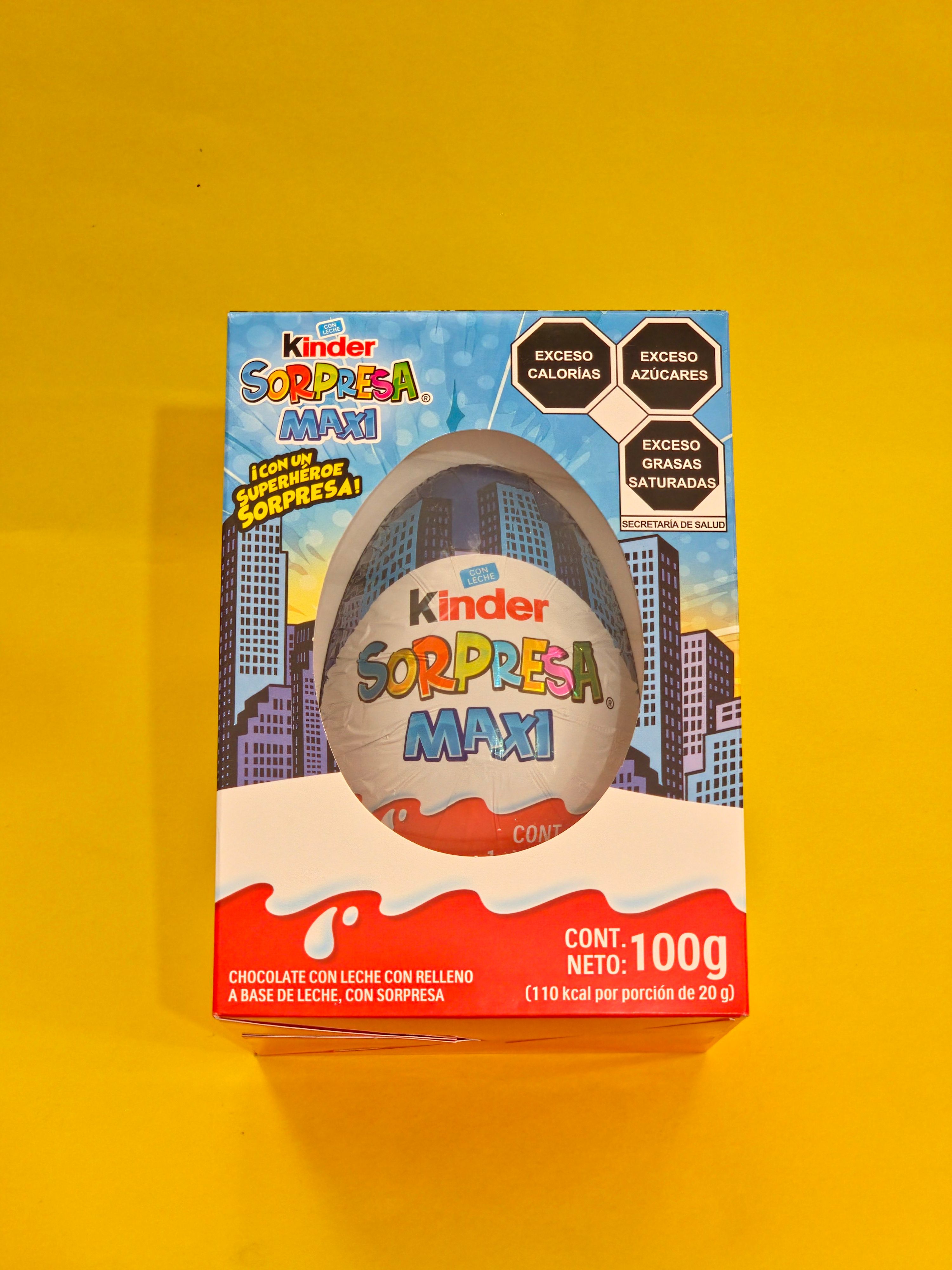 HUEVITO KINDER MAXI SUPERHÉROE