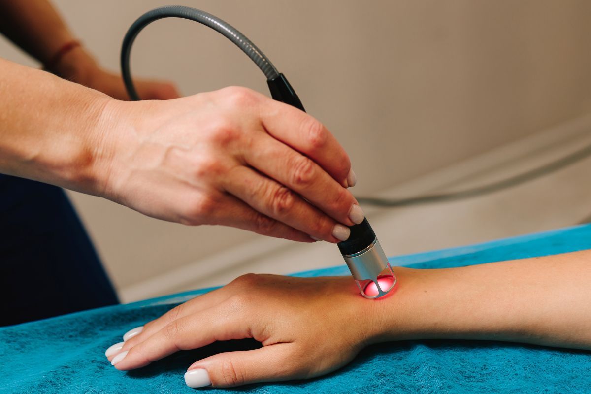 Why K-Laser Therapy Heals Injuries 3X Faster Than Traditional Treatment (Real Patient Results)