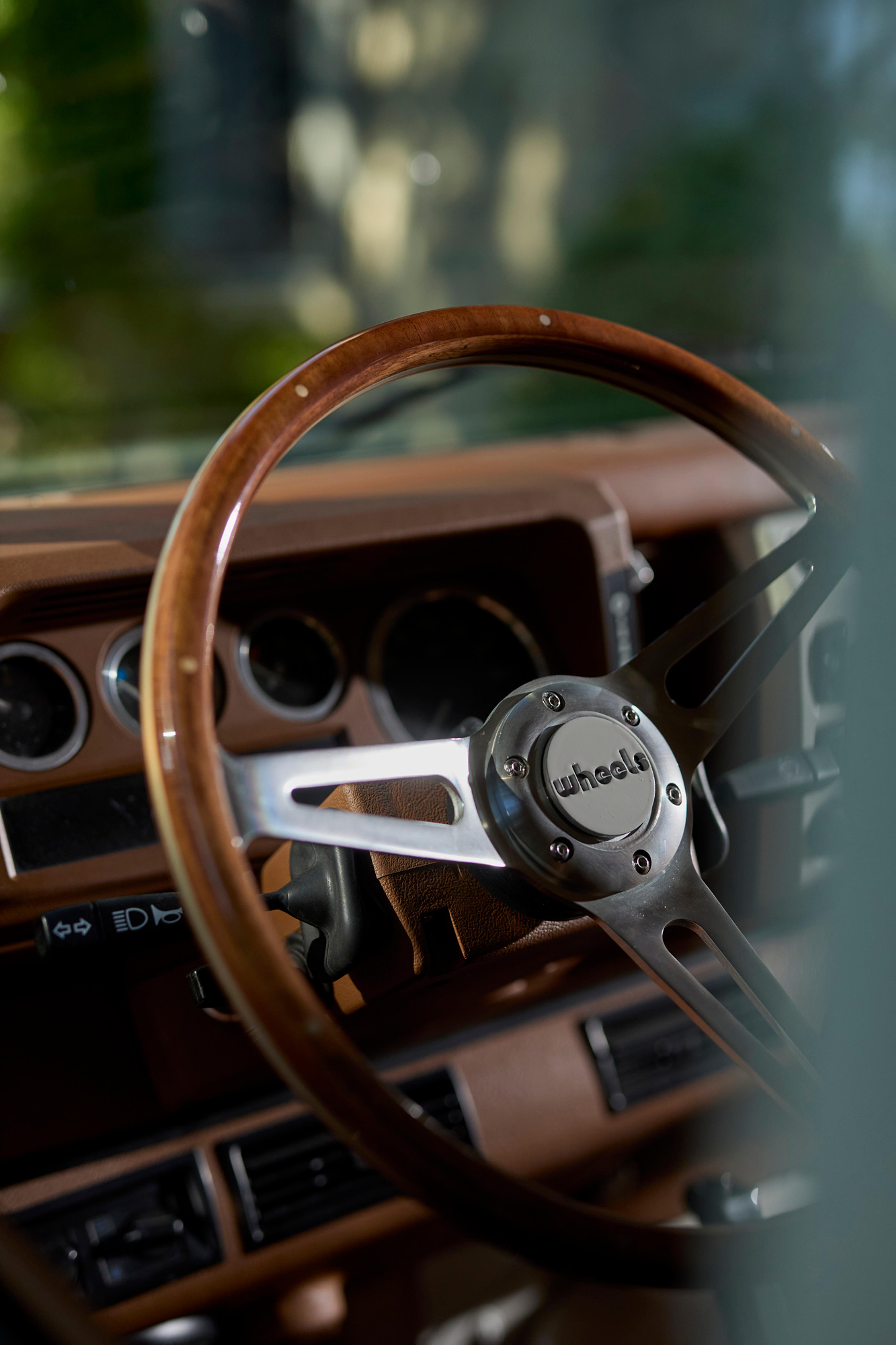 Wooden steering wheel made in France
