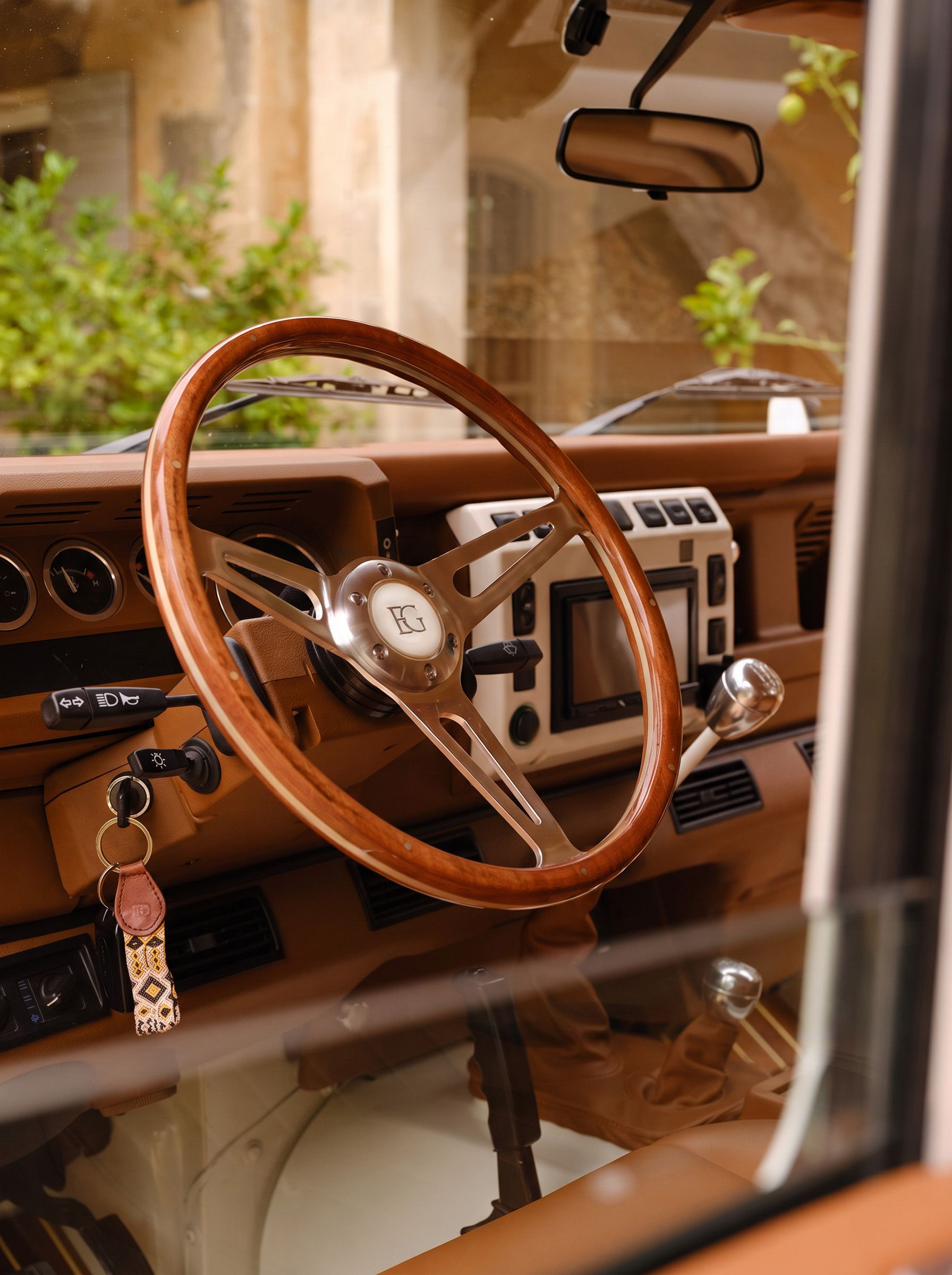 Wooden steering wheel made in France