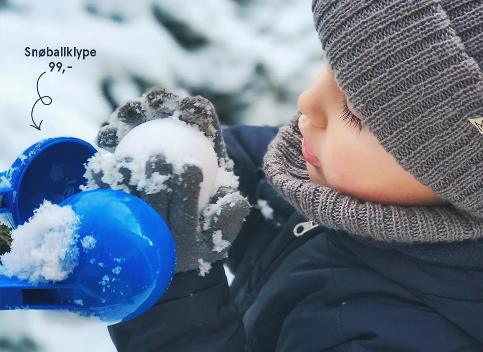 Fotografi av gutt som leker med snøballklype - lag snøballer i en fei! 95 kr pr stk.