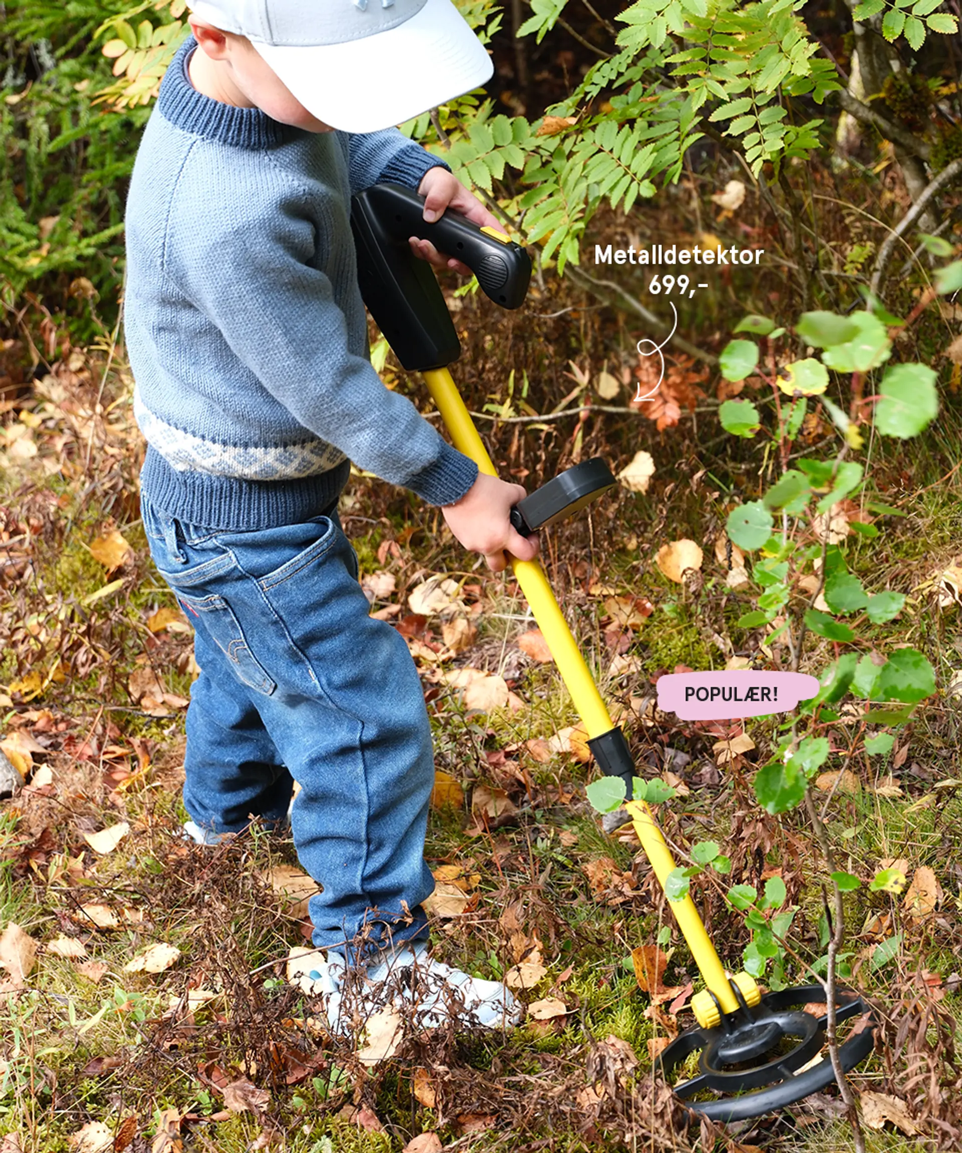 Gavetips fra 6 år: metalldetektor - populær! Fotografi av barn som leker med metalldetektoren.