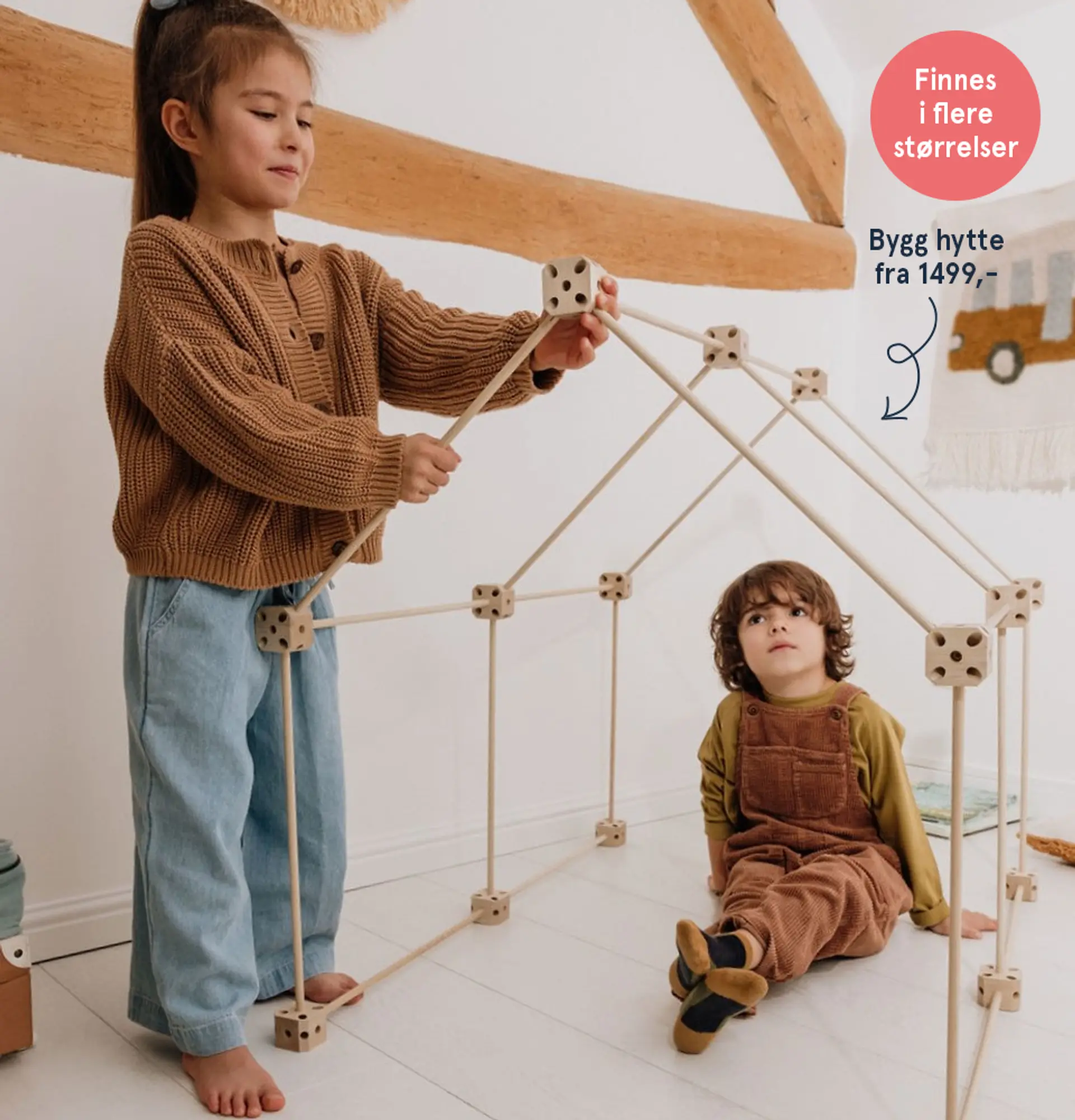 Fotografi av bygg hytte fra Sarbakane. Finnes i flere størrelser!