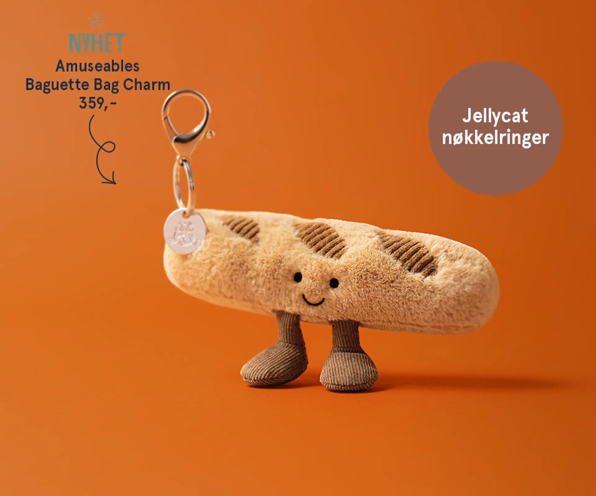 To Jellycat Bartholomew bear bamser i forskjellige størrelser leker med lekeklosser. Illustrasjonsbilde.