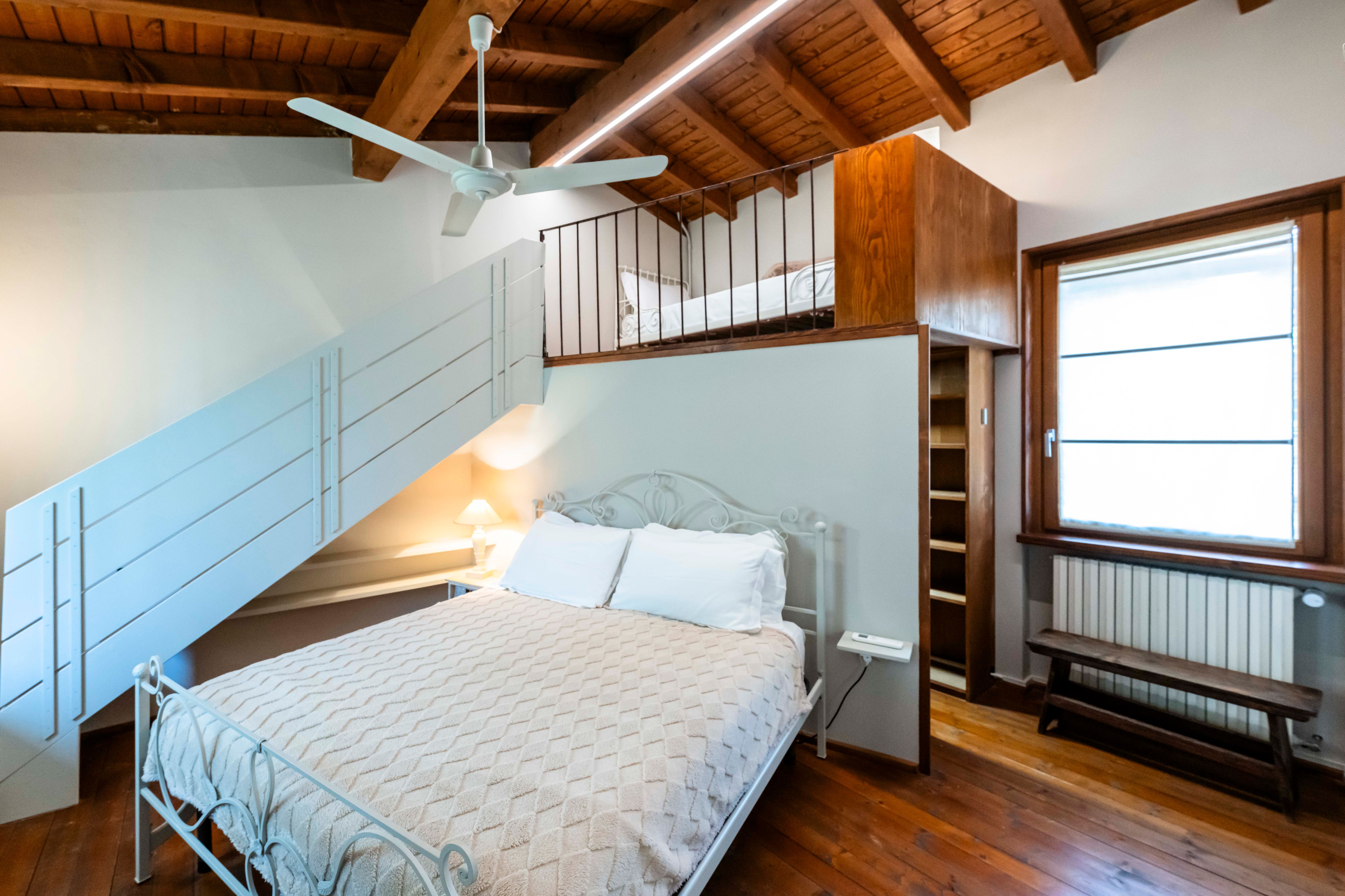 Nasti Lake and Pool Bedroom