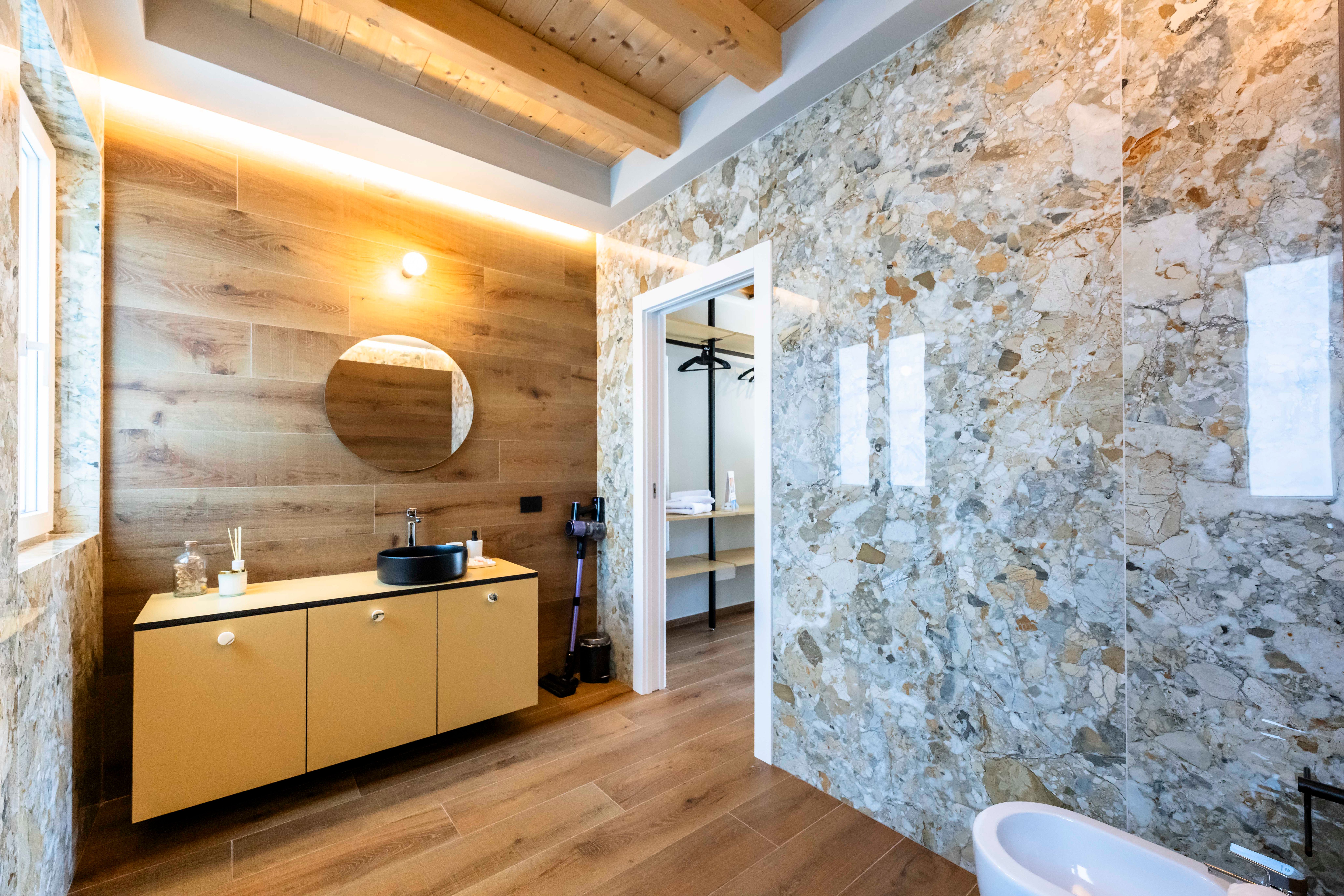 Franciacorta and Lake Sole Bathroom