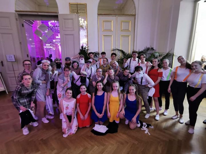 Foto zum Beitrag „Dancer Against Cancer“