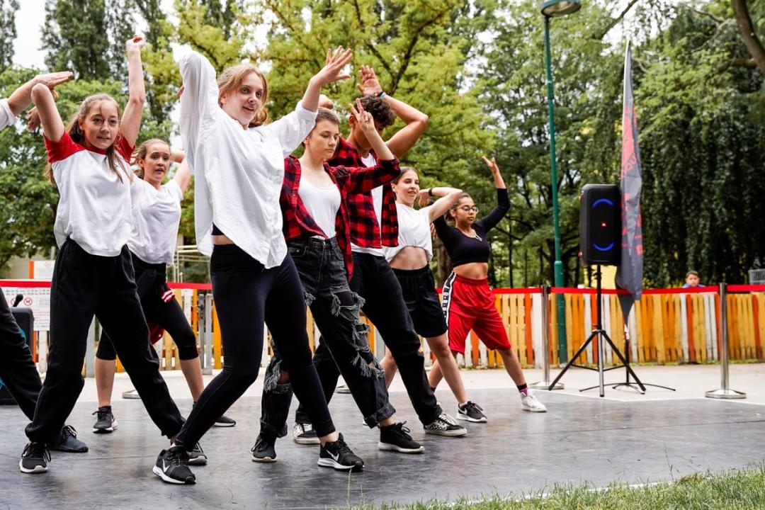 Foto zum Beitrag „PICKNICK im Park - IU Showcase 2021“
