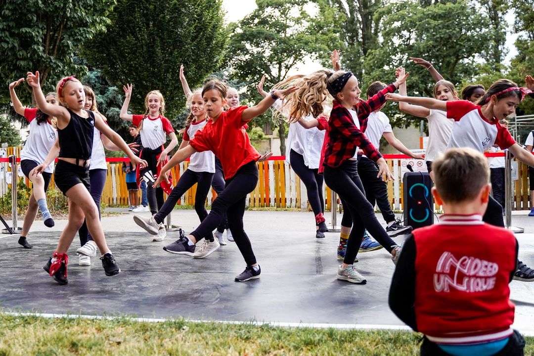 Foto zum Beitrag „PICKNICK im Park - IU Showcase 2021“