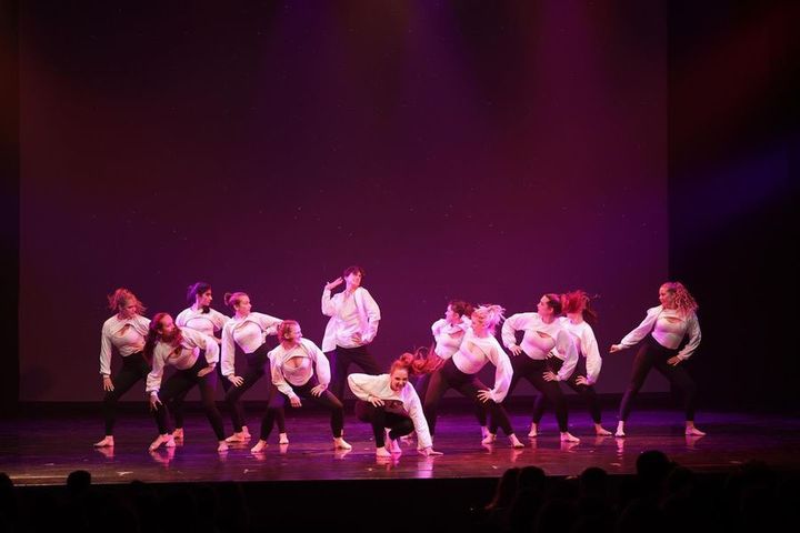Foto zum Beitrag „Throwback Abschlussshow 2022 des TSV Black Diamonds“