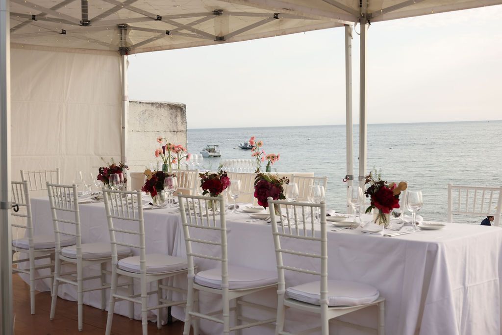 Décor entreprise mobilier repas